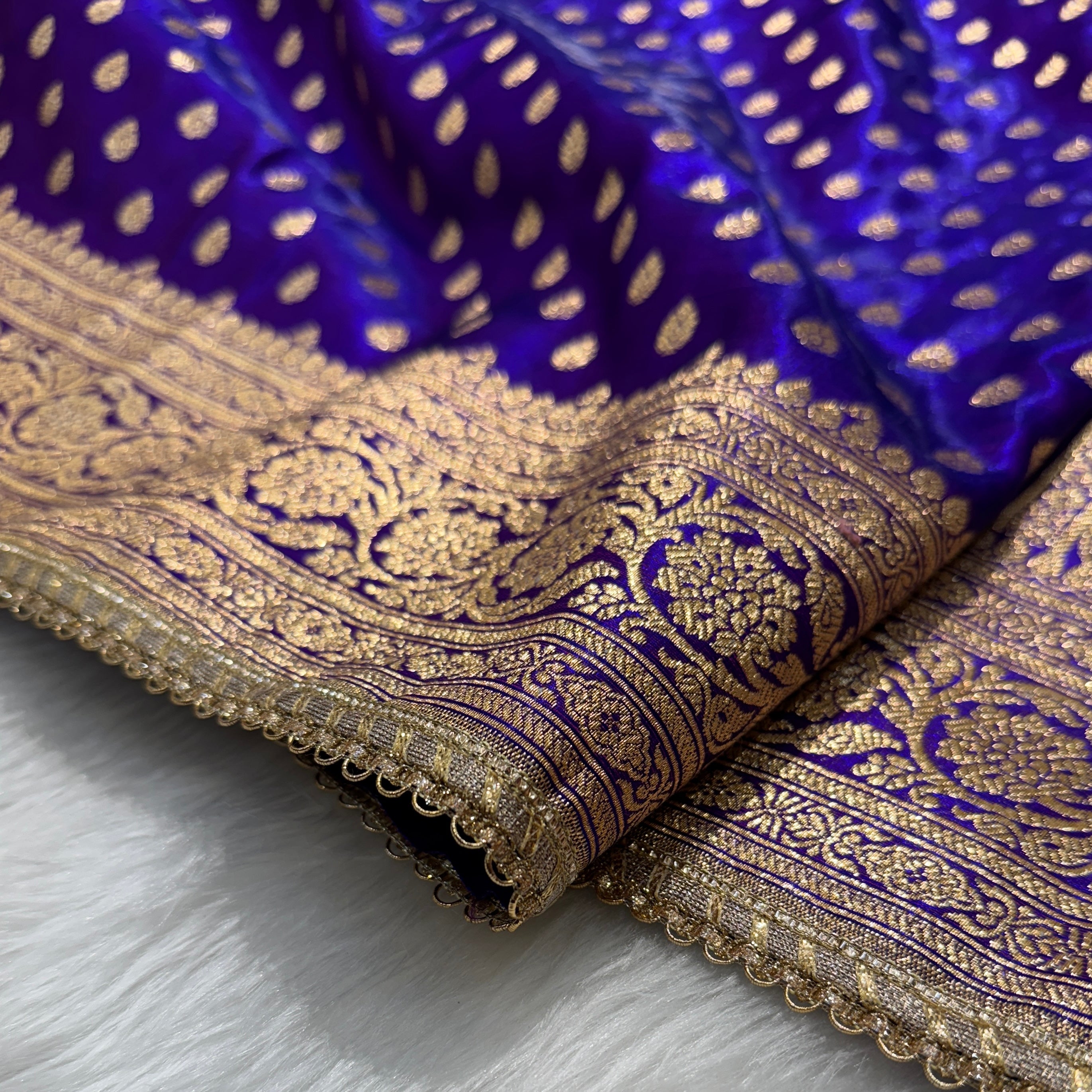 Purple Shades Satin Silk Banarasi Saree with Allover Booti Motifs SSGP01