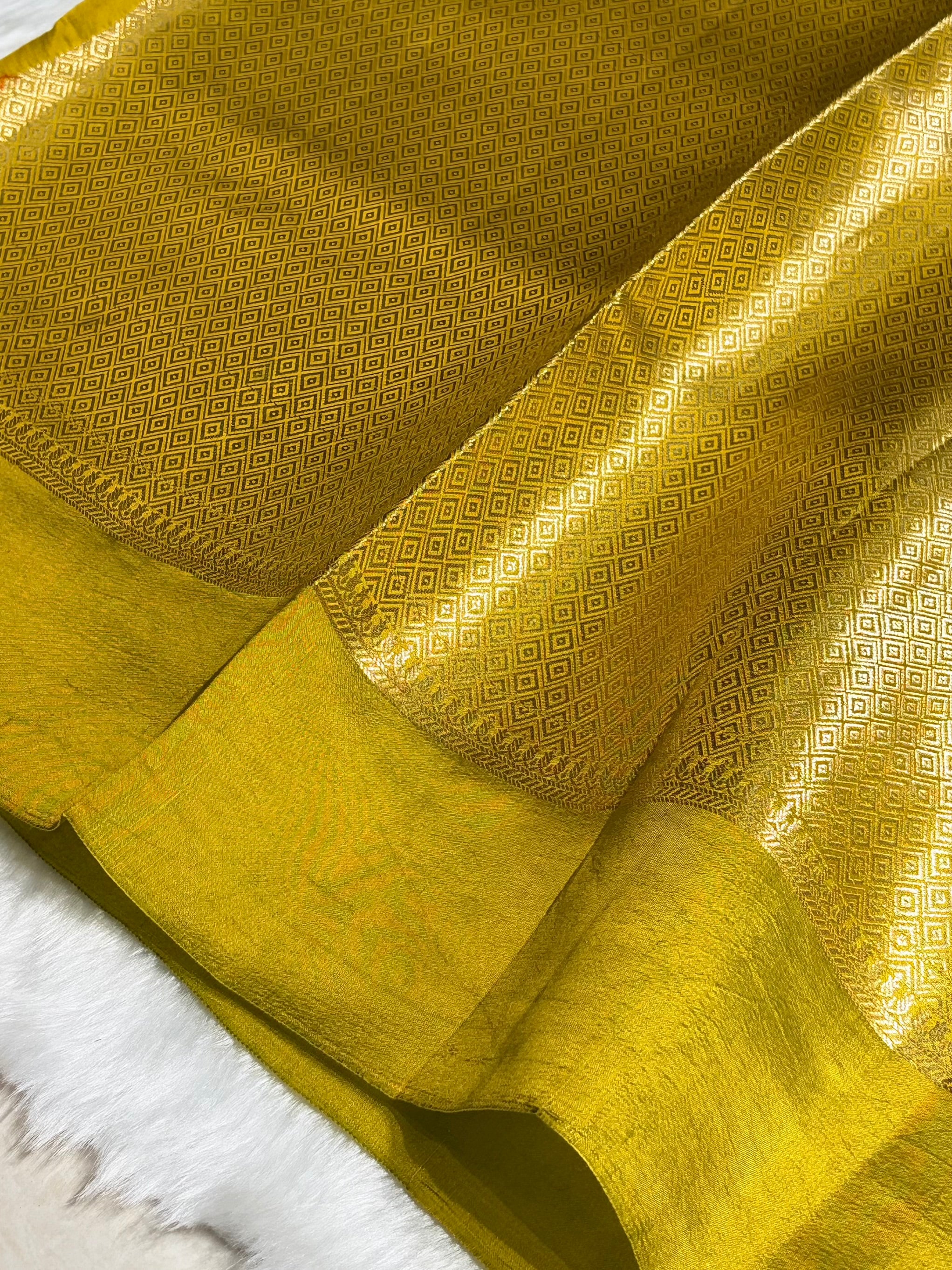 Liril Green Shades Pure Raw Mango Silk Saree RM-04