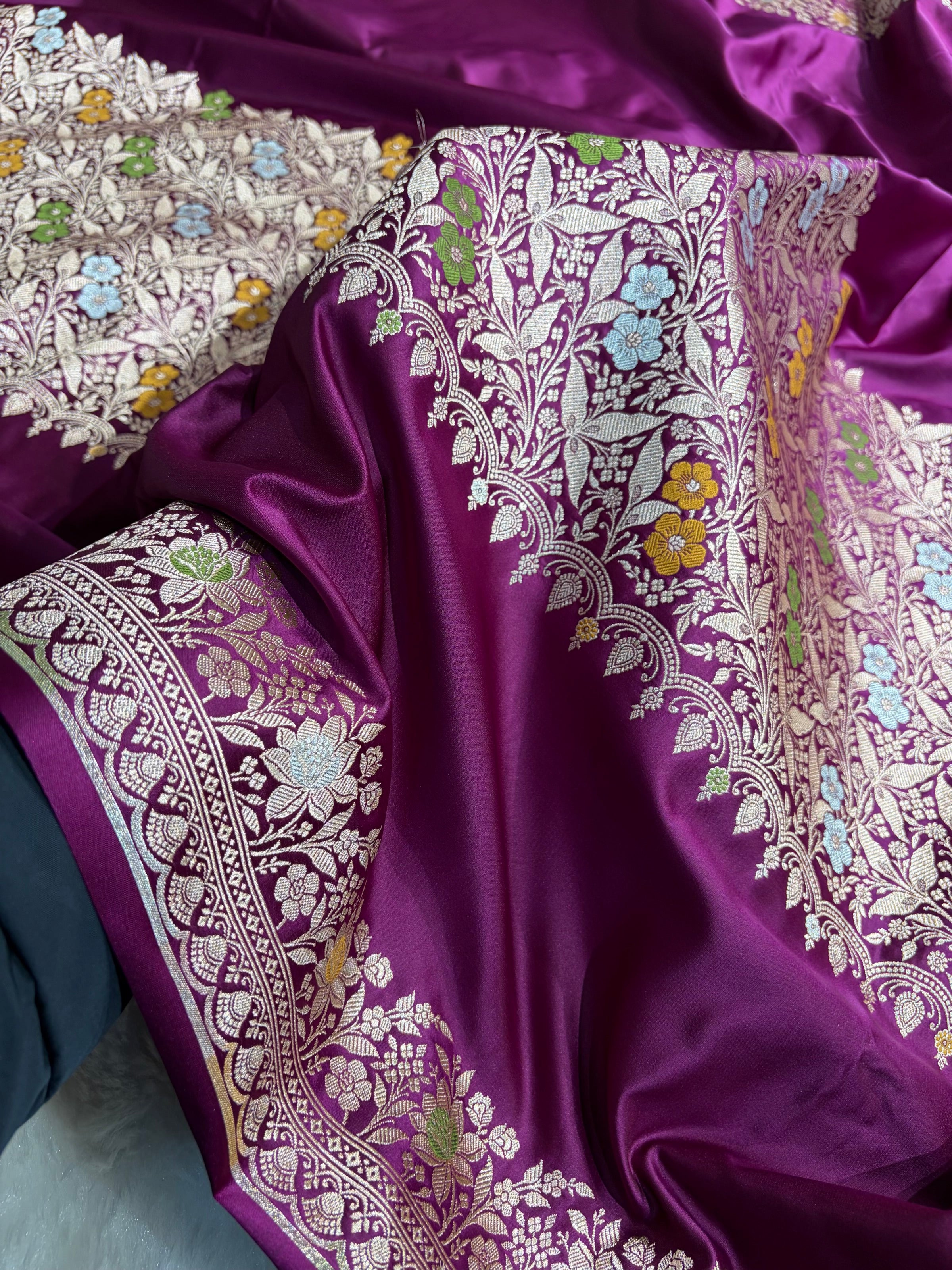 Wine Shades Banarasi Minakari Boota Skirt Pattern Floral Mashru Silk Saree MSM-116