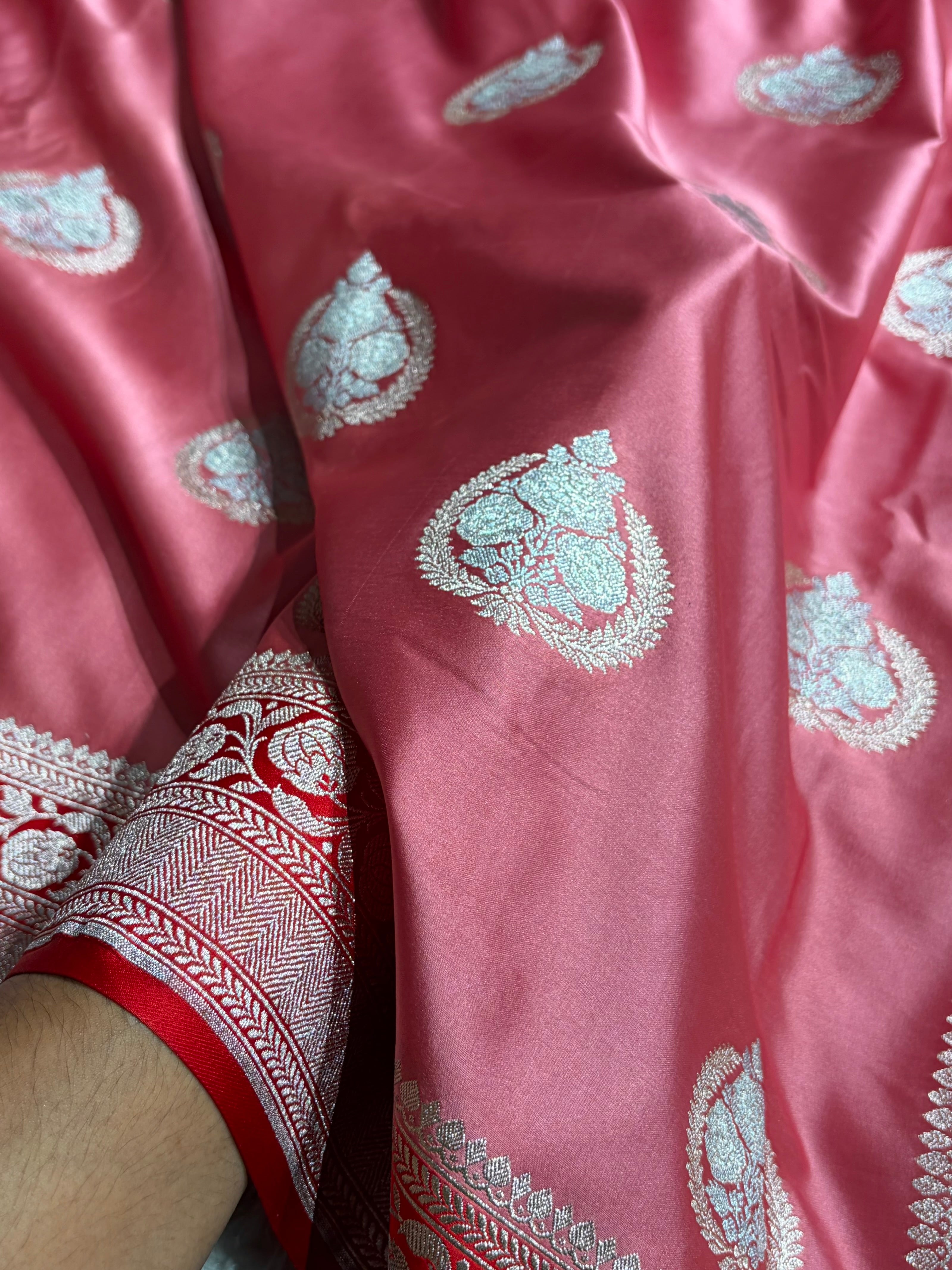 Contrast Baby Pink With Red Minakari Boota Mashru Silk Saree MS35