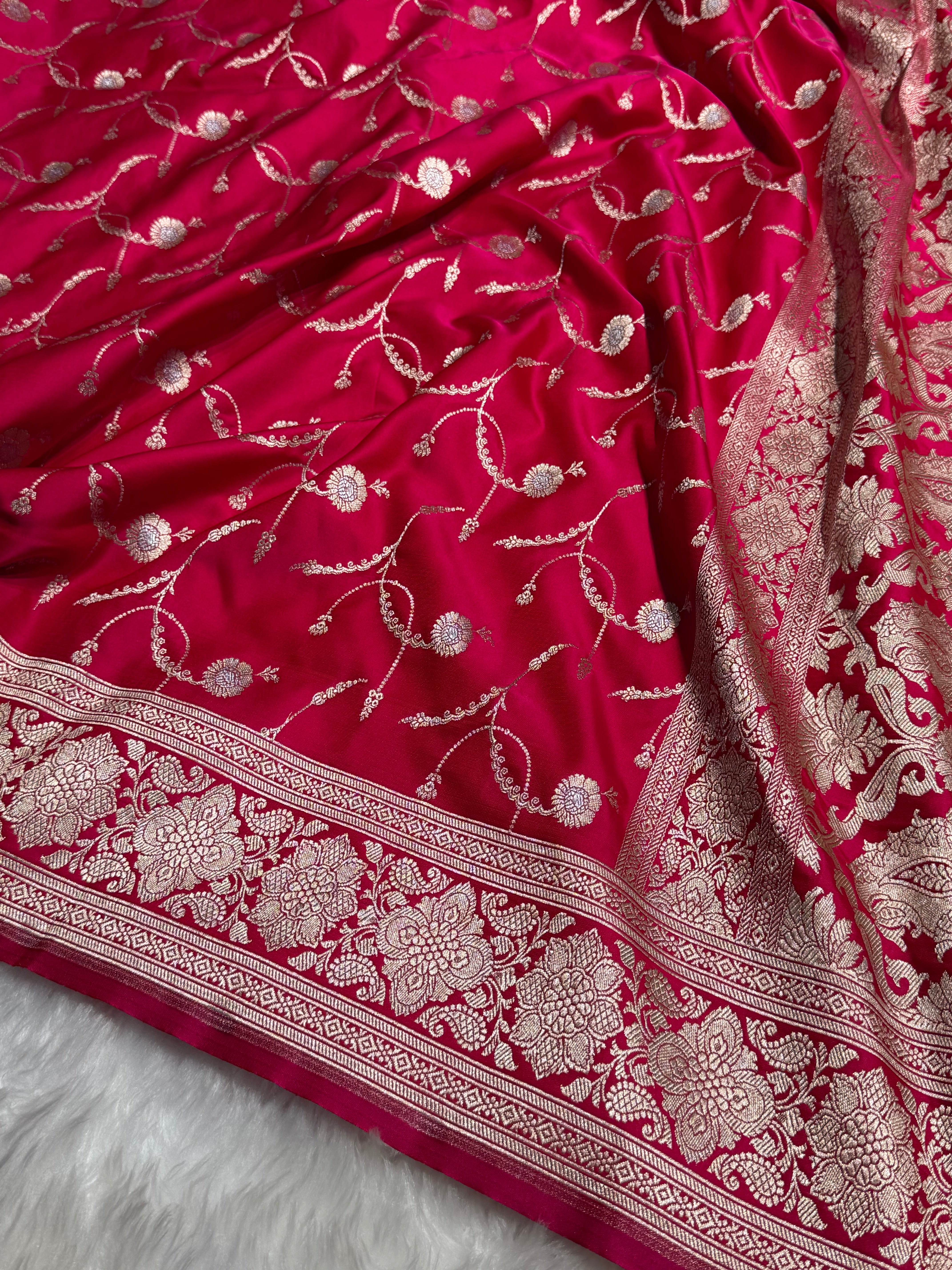 Cross Rani Shades Banarasi Jaal Pattern Floral Minakari Mashru Silk Saree MSM-103