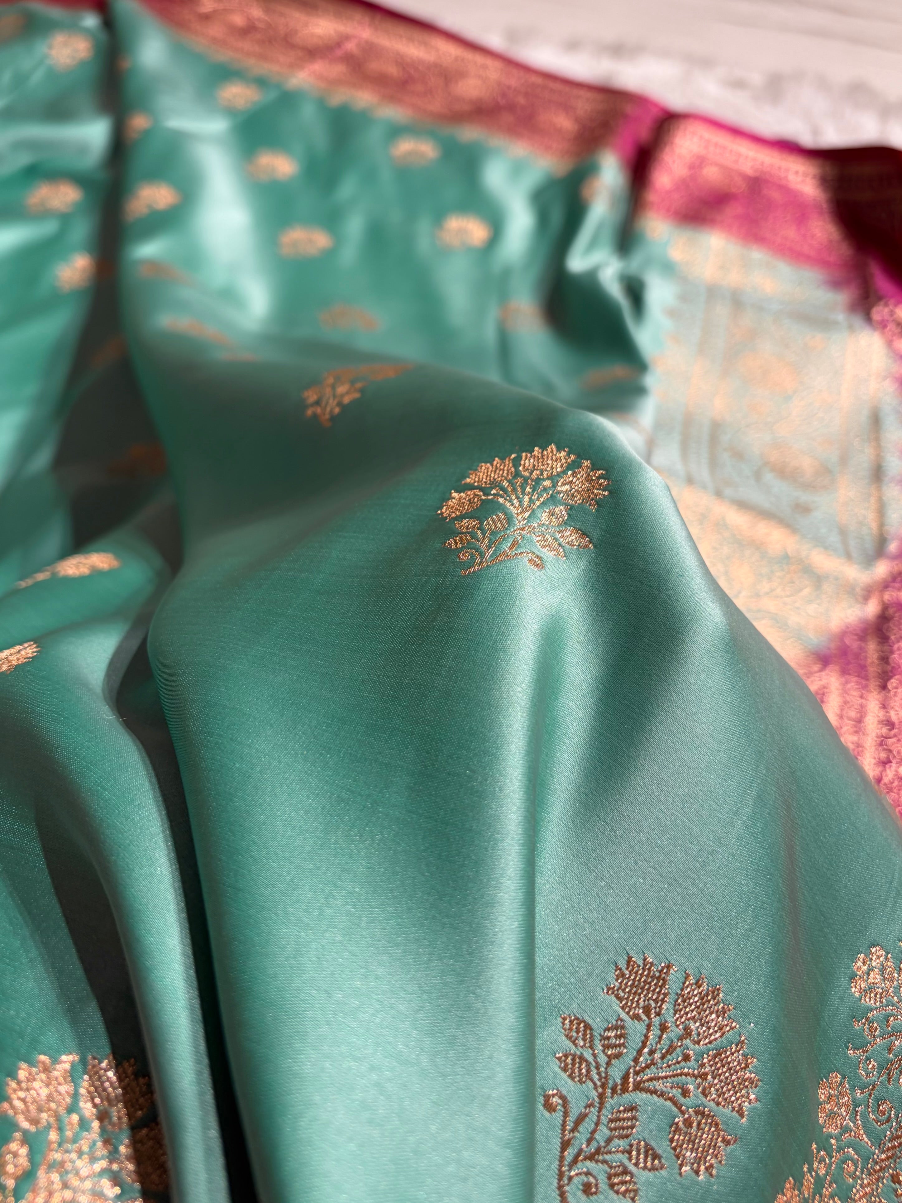 Sea green - Rani Banarasi Boota Katan Silk Saree SKM29