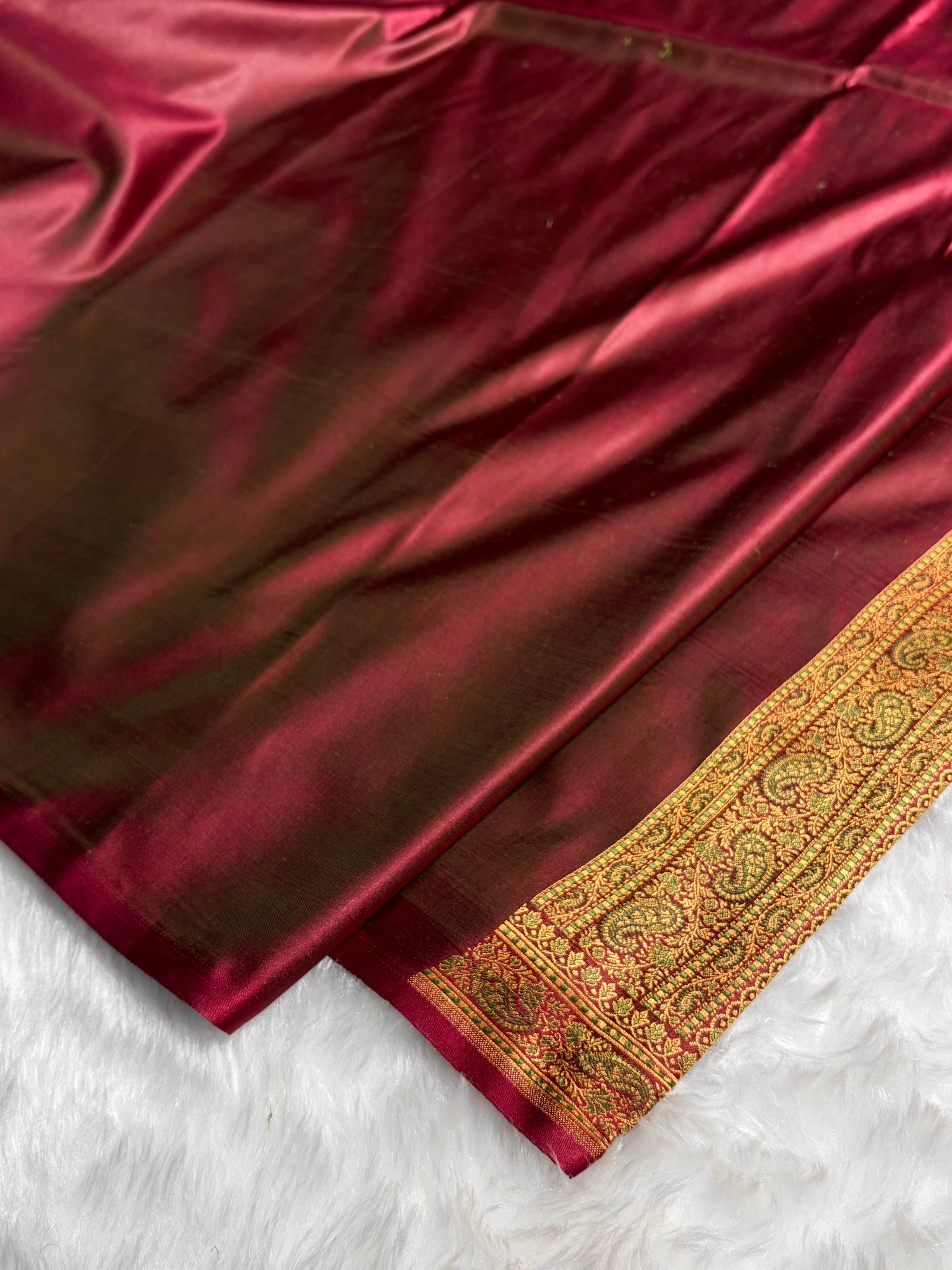 Greenish Maroon Jamawar Tanchoi Katan Silk Saree SKTM-11