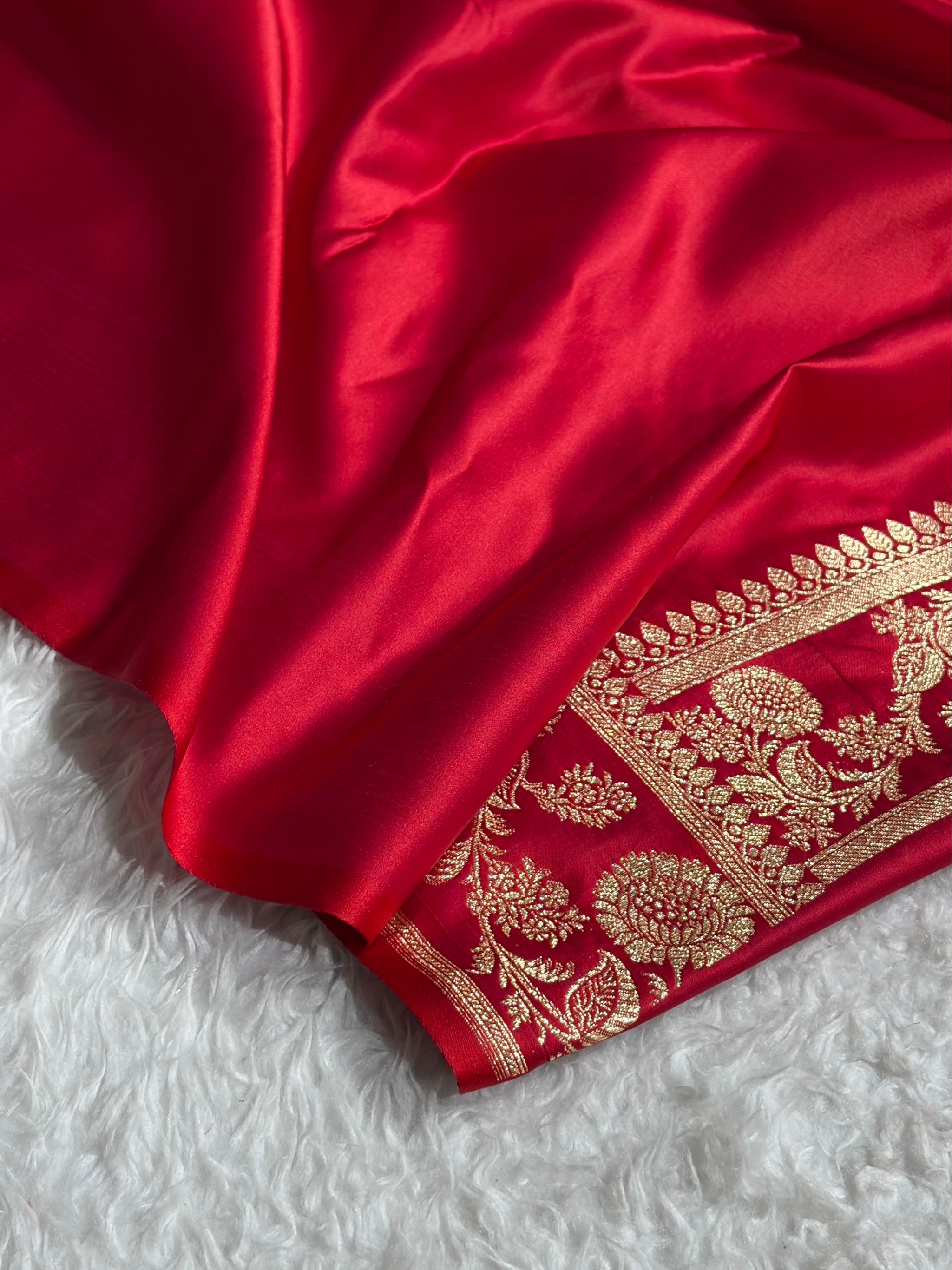 Cross Red Floral Pattern Satin Katan Silk Saree SK77