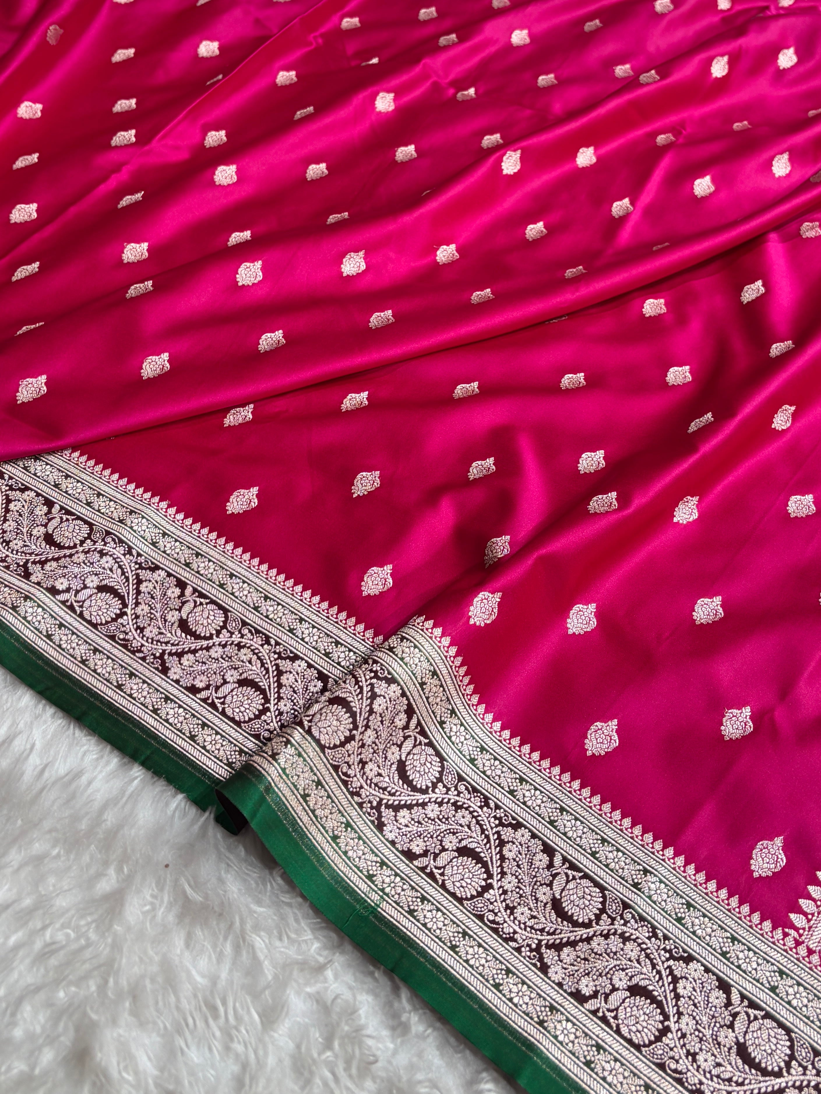 Banarasi Rani With Contrast Black Floral Border Mashru Silk Saree MSM-101