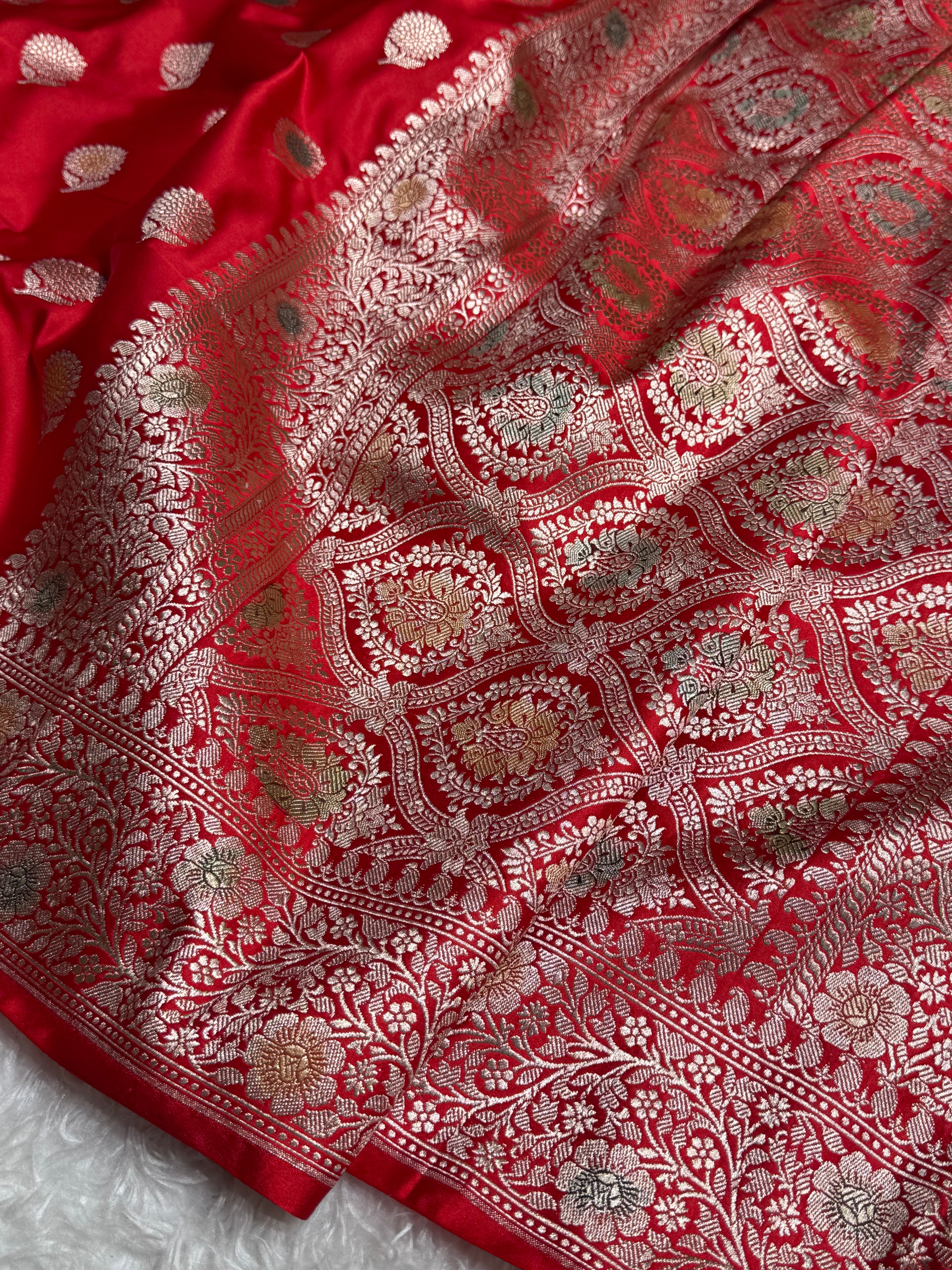 Red Tree Boota Minakari Mashru Silk Saree