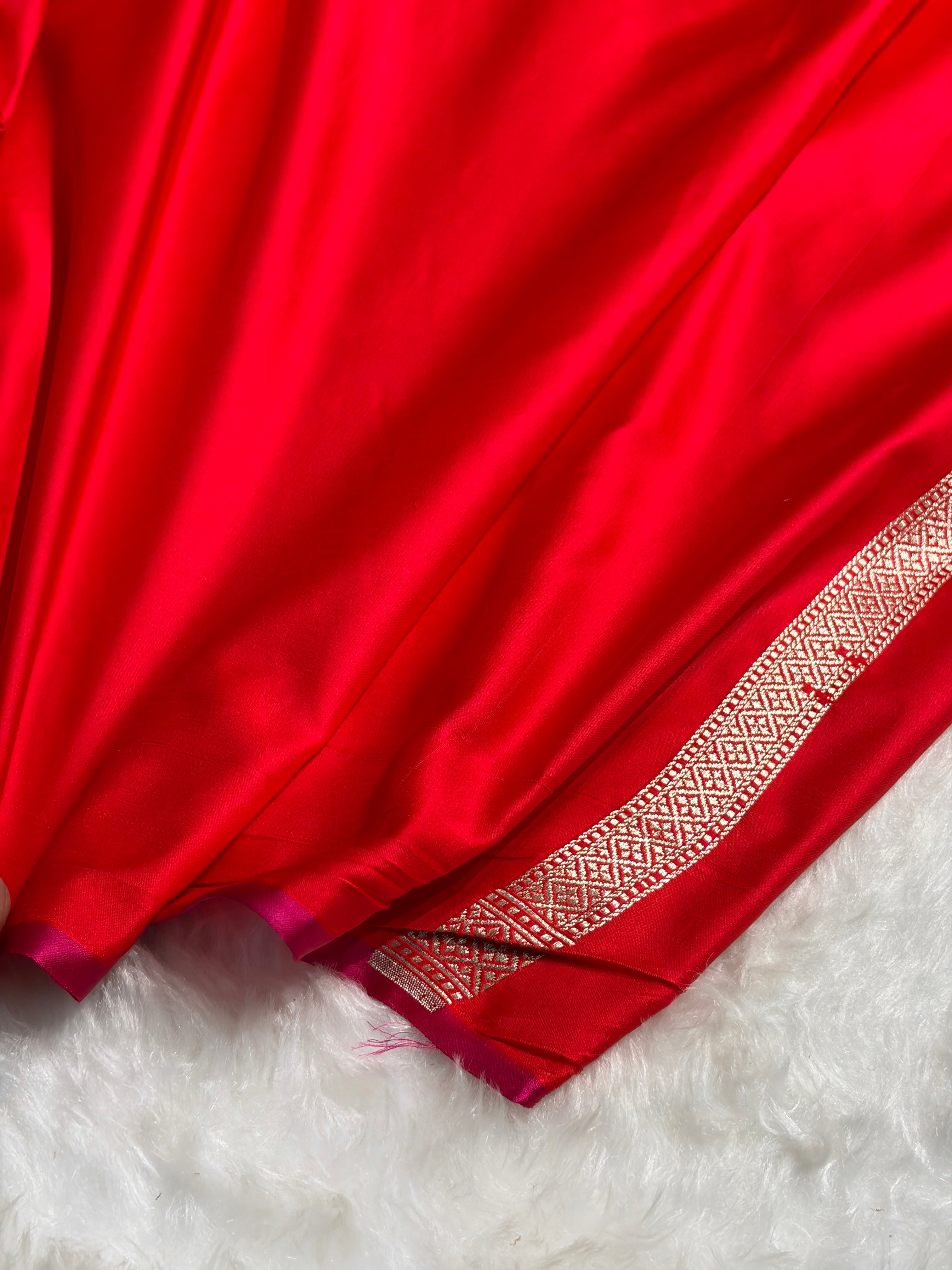 Red Shades Scallop Motif Booti Mashru Silk Saree MSM-56