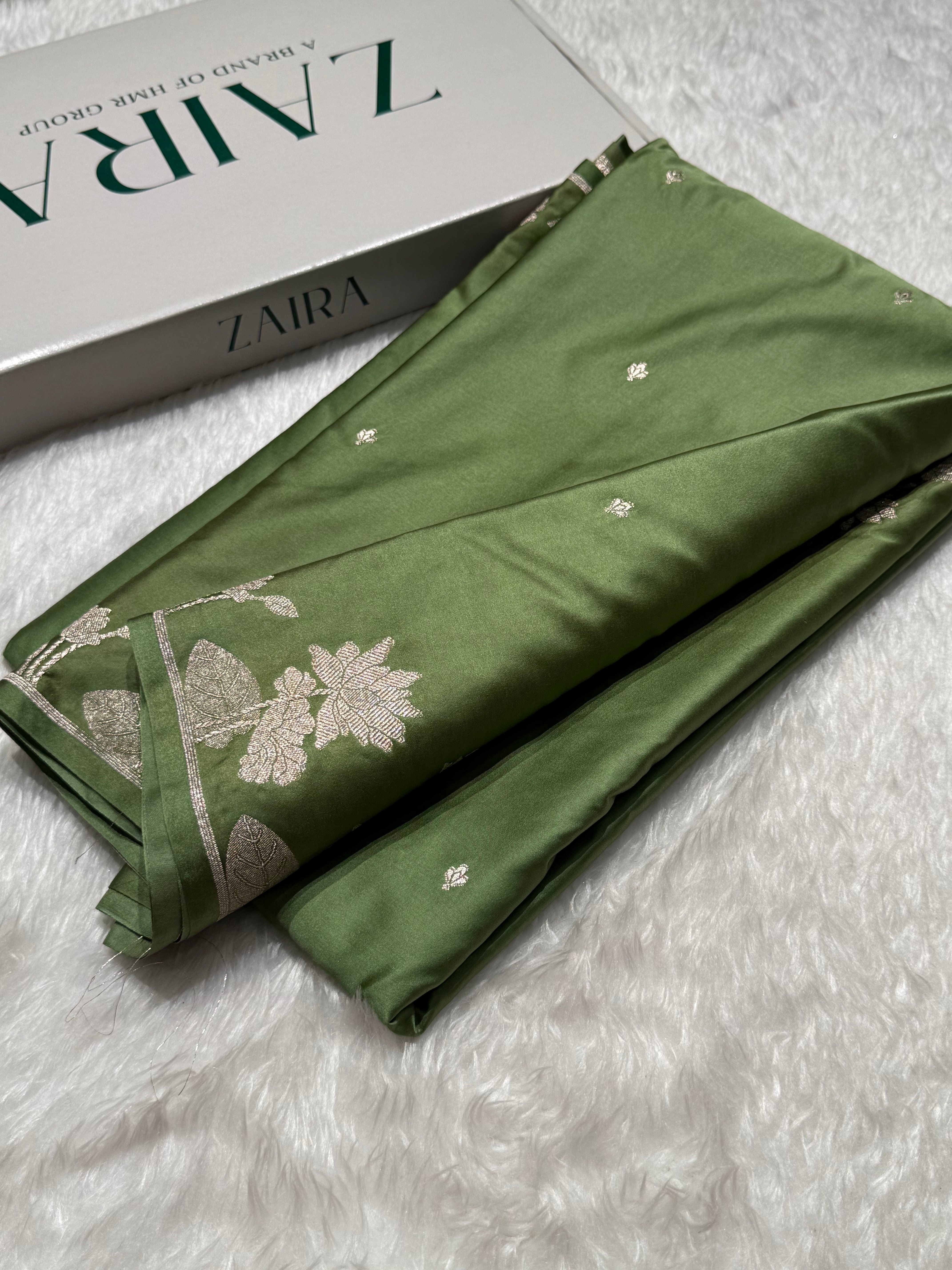 Sage Green Booti Motif Mashru Silk Saree