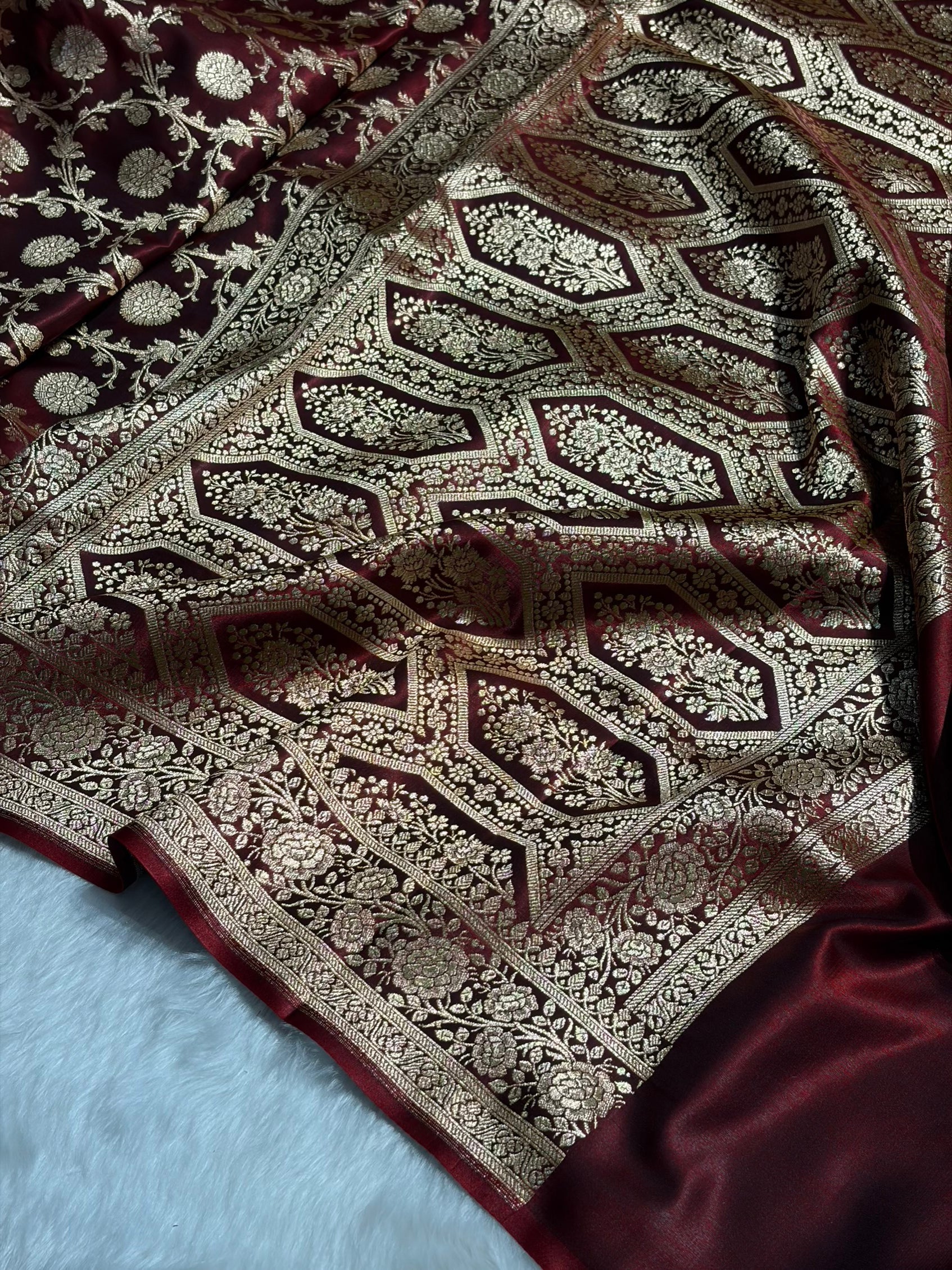 Light Weight Maroon shades Satin Silk Saree SS15