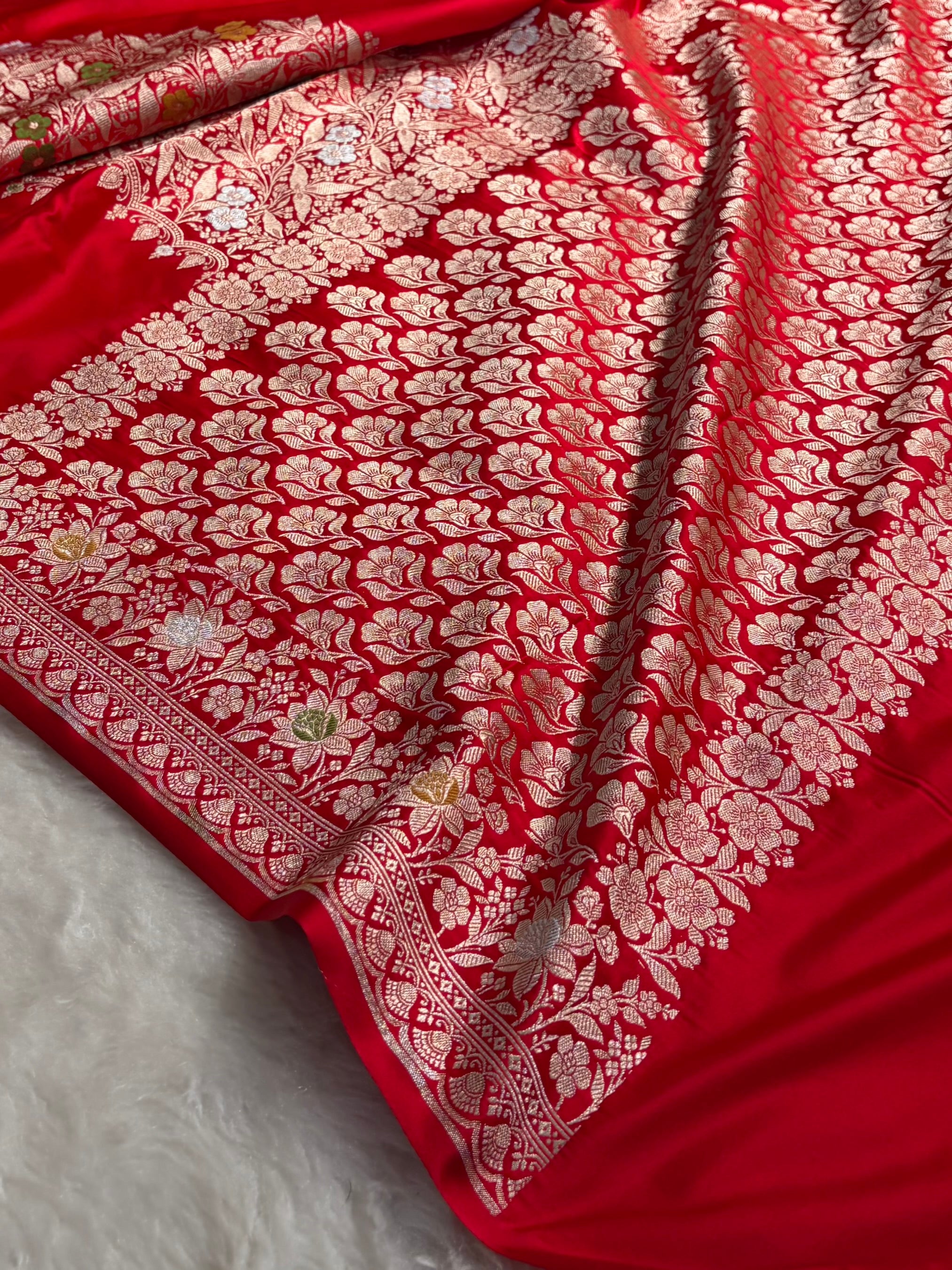 Red Shades Banarasi Minakari Boota Skirt Pattern Floral Mashru Silk Saree MSM-116