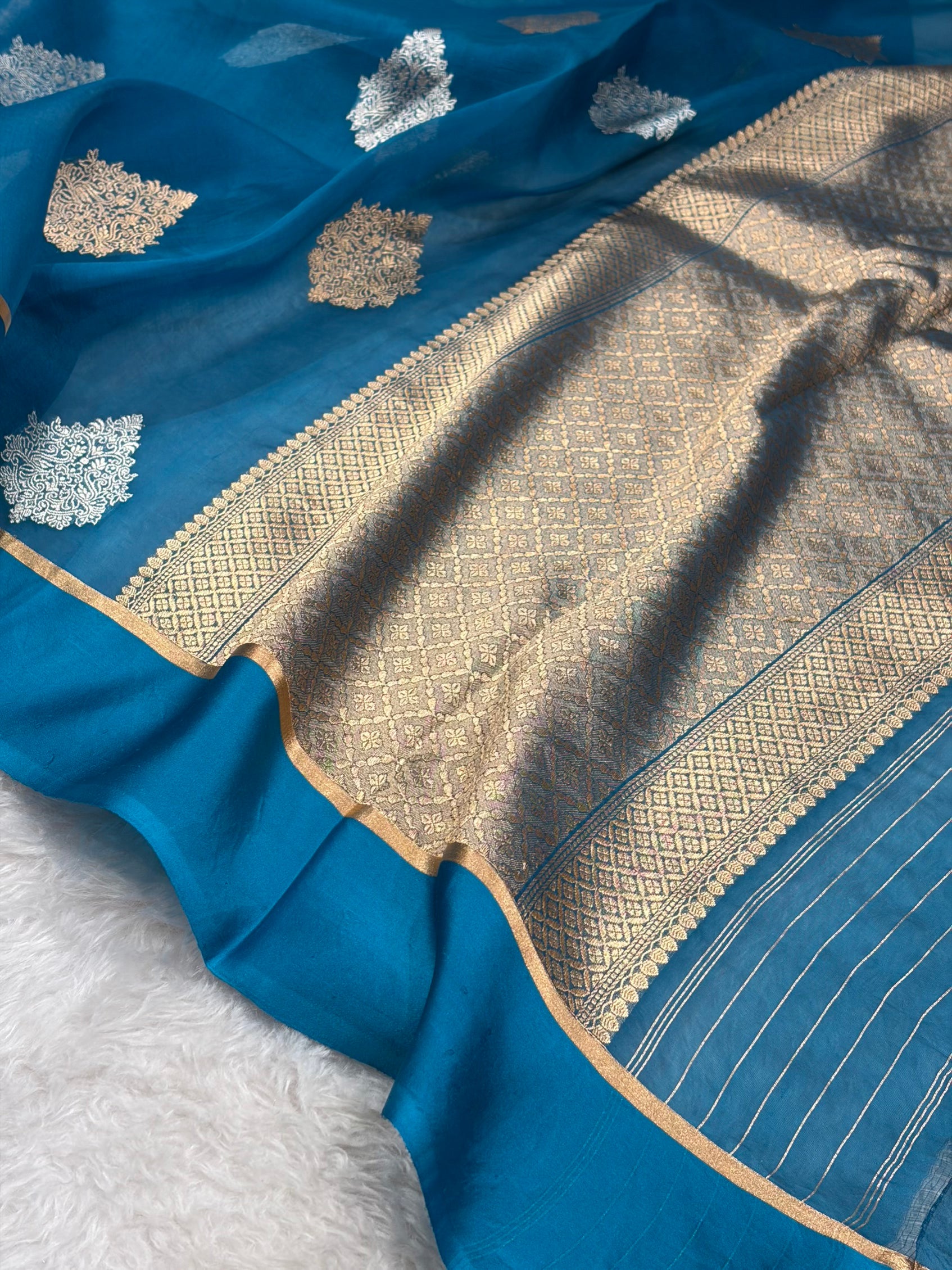 Pure Banarasi Organza Firozi Shades With Floral Banarasi Silk Saree PO-29