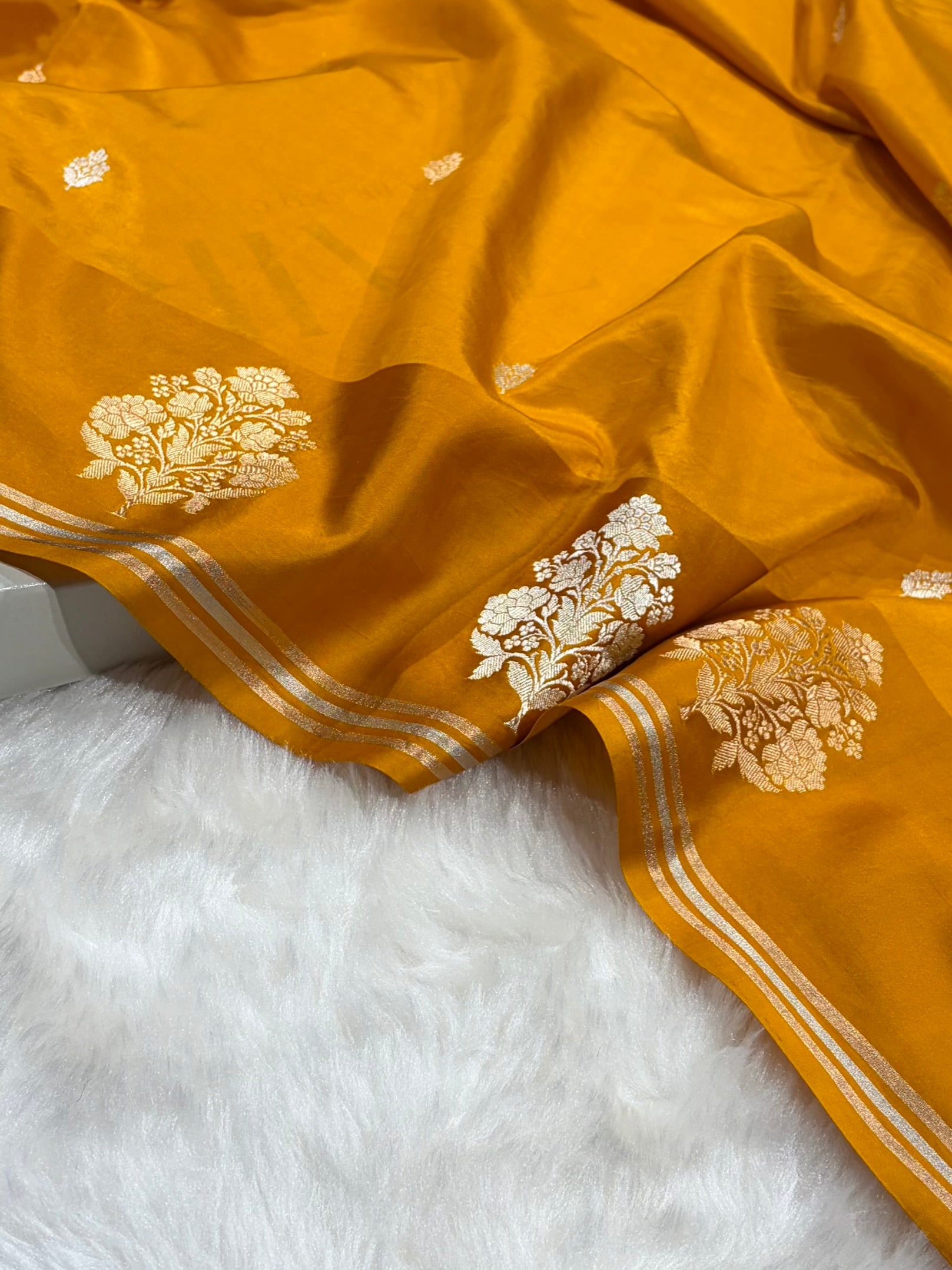 Mustard Handwoven Kaduwa Pure Katan Paper Silk RM-01