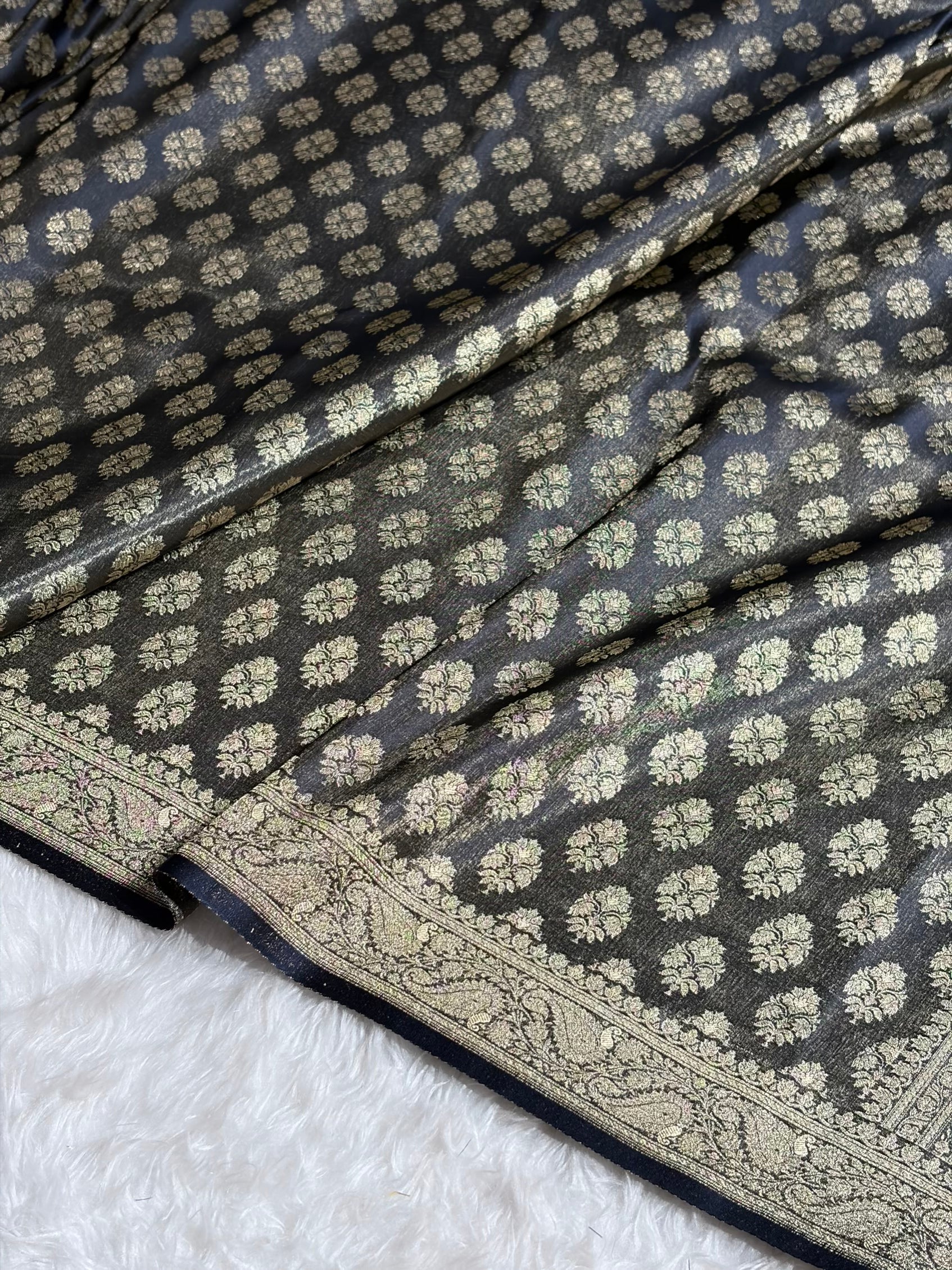 Banarasi Cross Navy Blue Shades Satin Tissue Silk Saree In Booti motif ST01