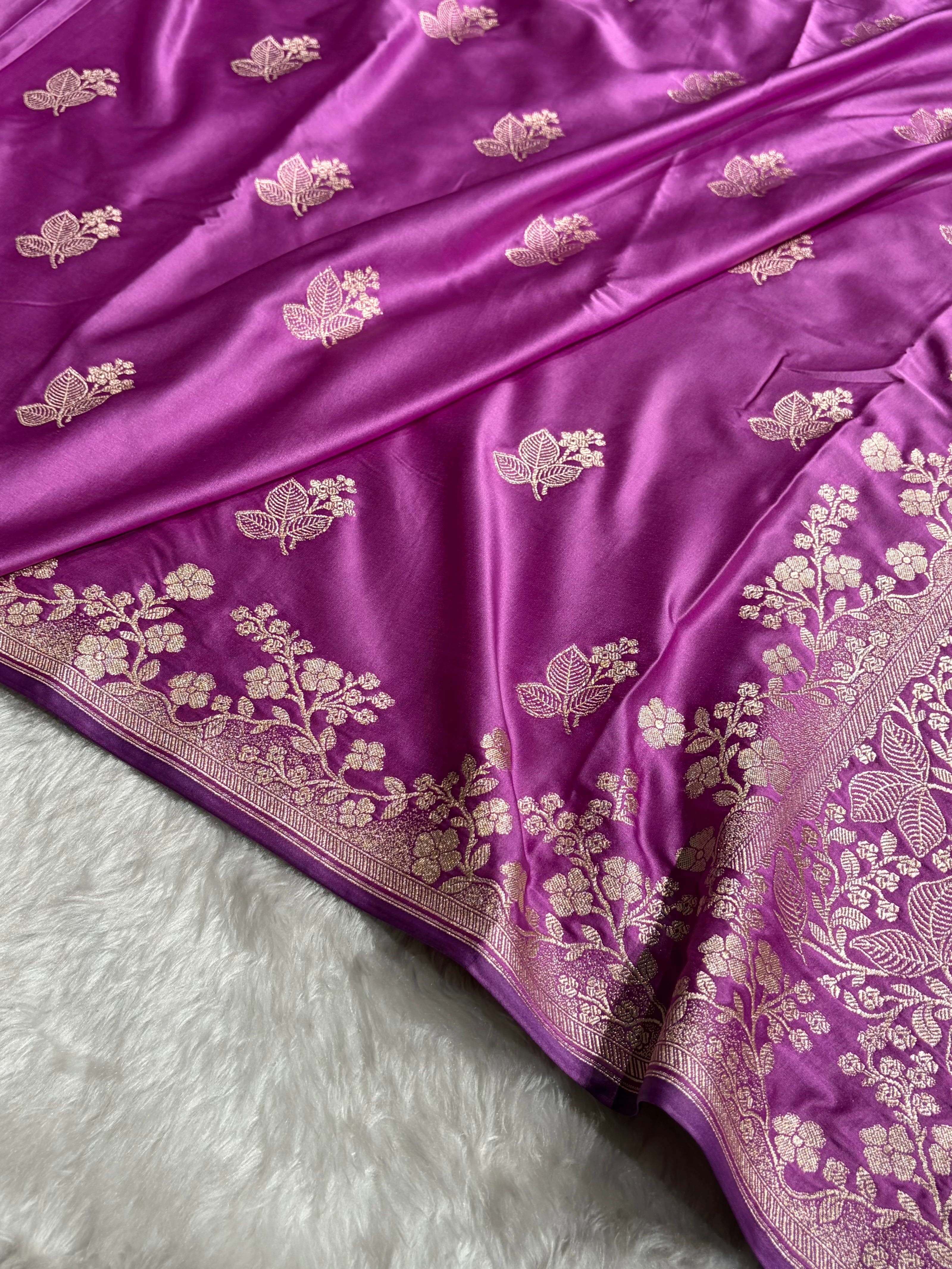 Banarasi Lavender Shades With Floral Border Mashru Silk Saree MCS83