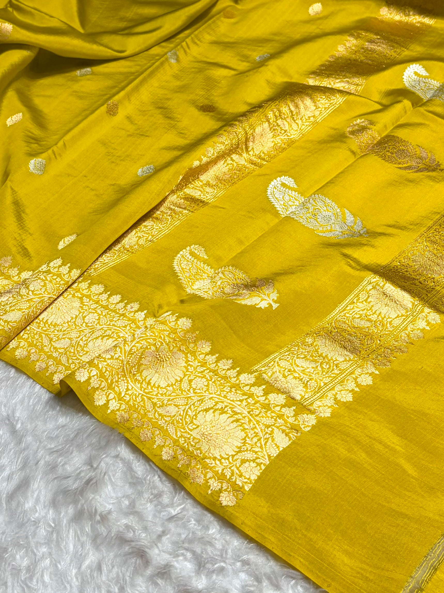 Mustard Boota Handwoven Pure Katan Paper Silk RM-33