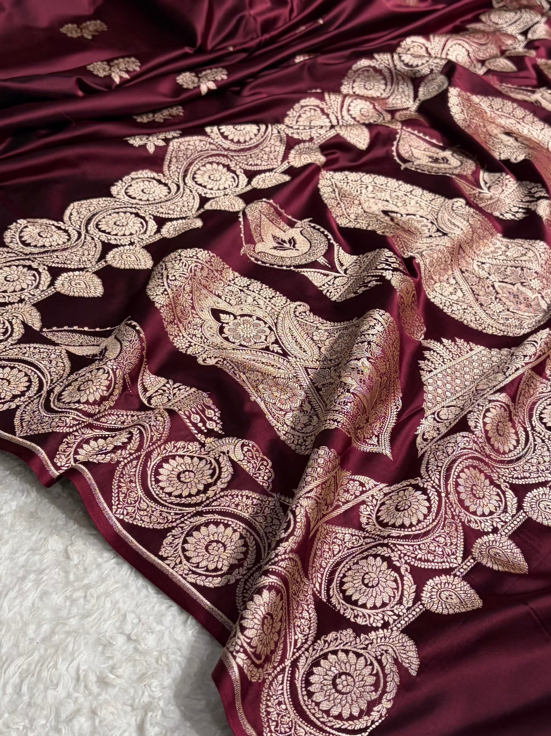 Garnet Shades Banarasi Boota Pattern Floral Mashru Silk Saree MSM-110