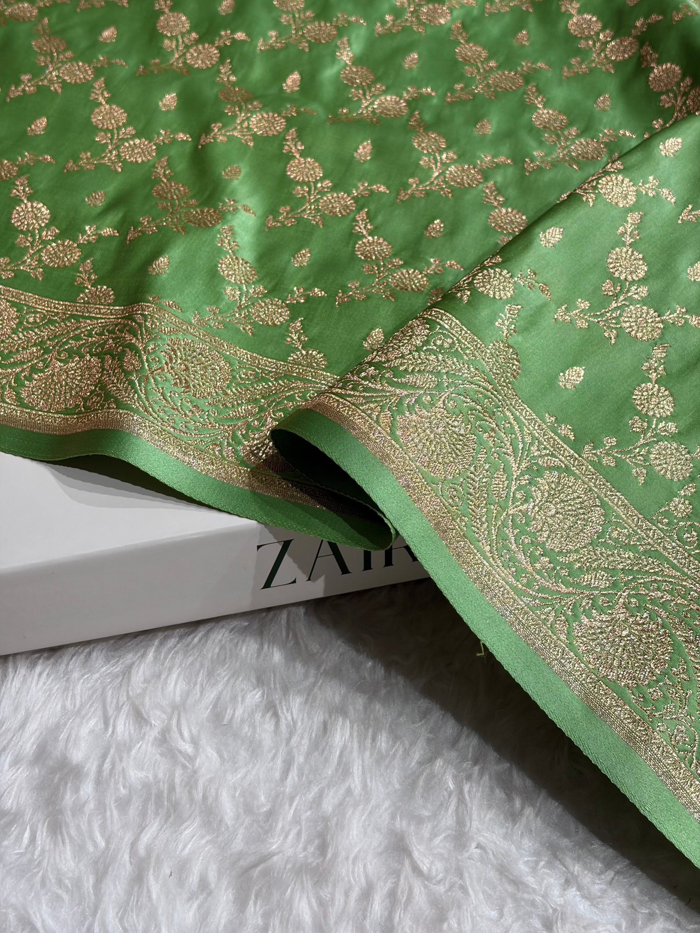 Banarasi Satin Katan Saree Jaal Pattern In Pista Shades SK133