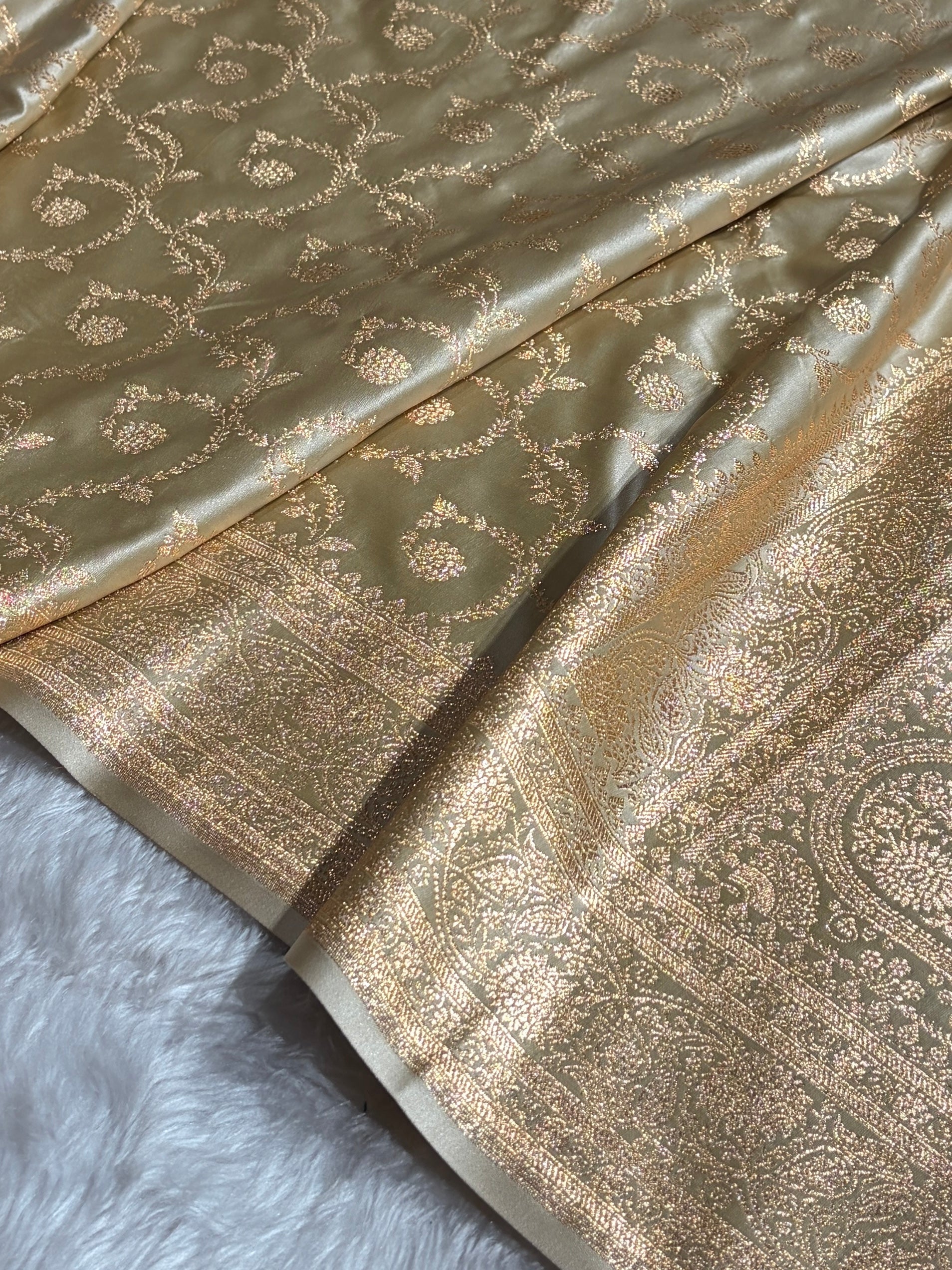Tusser Shades Floral Jaal Pattern Satin Katan Silk saree SK55