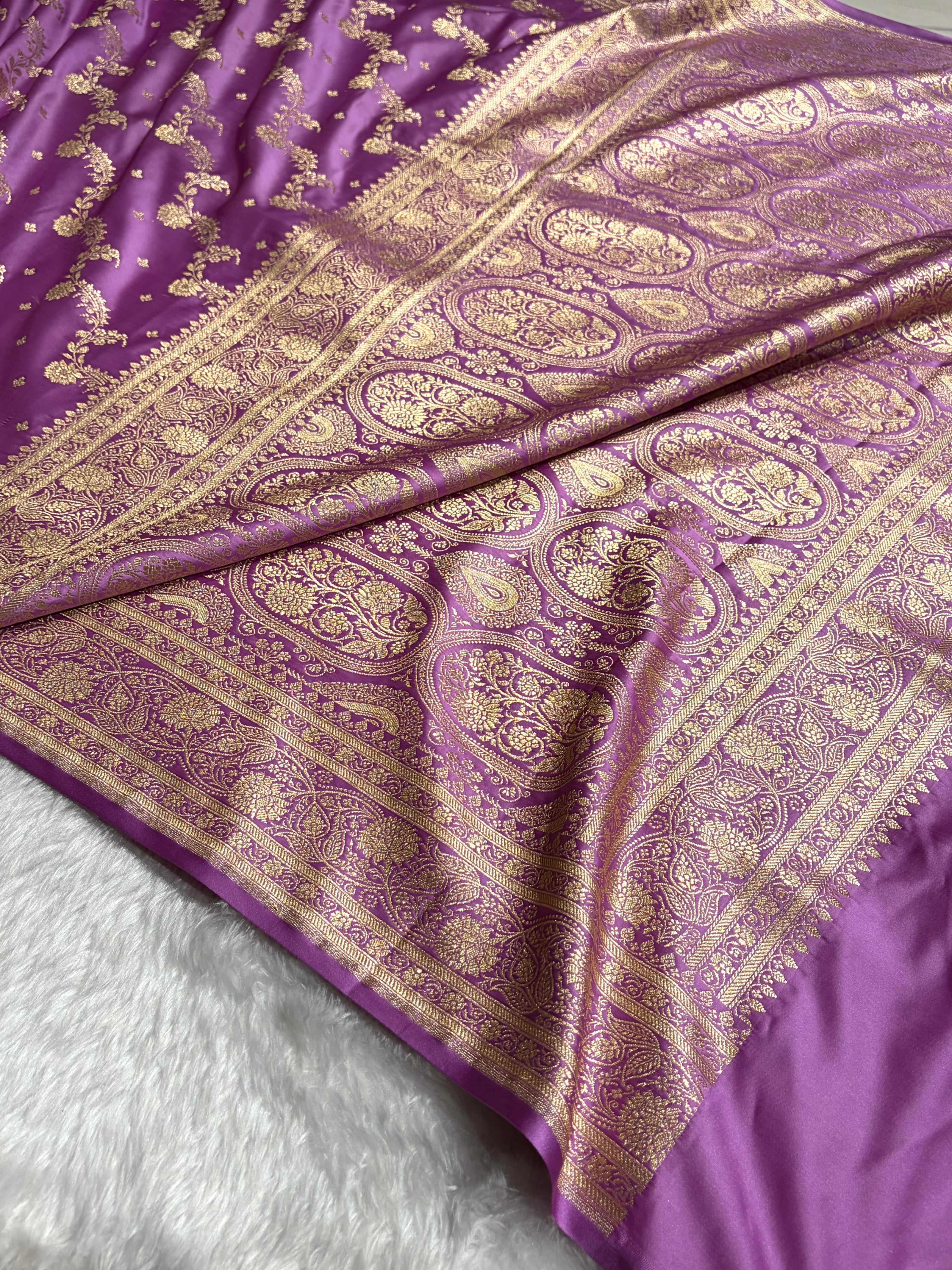 Banarasi Satin Katan Saree With Jaal Pattern in Lavender Shades SK121