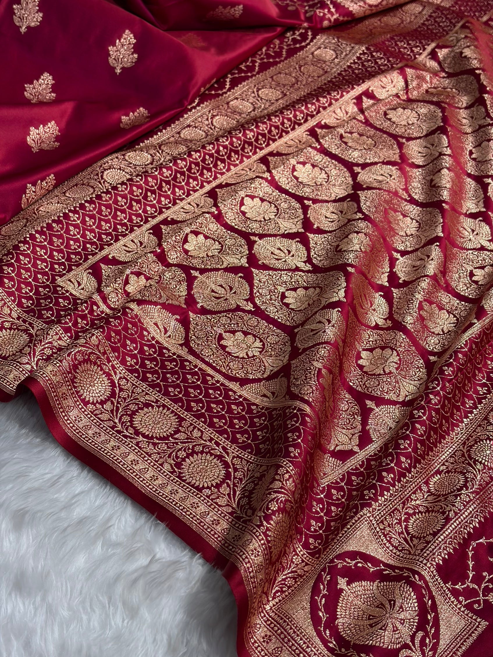 Banarasi Satin Katan Saree With Boota in Magentic Red Shades SK103
