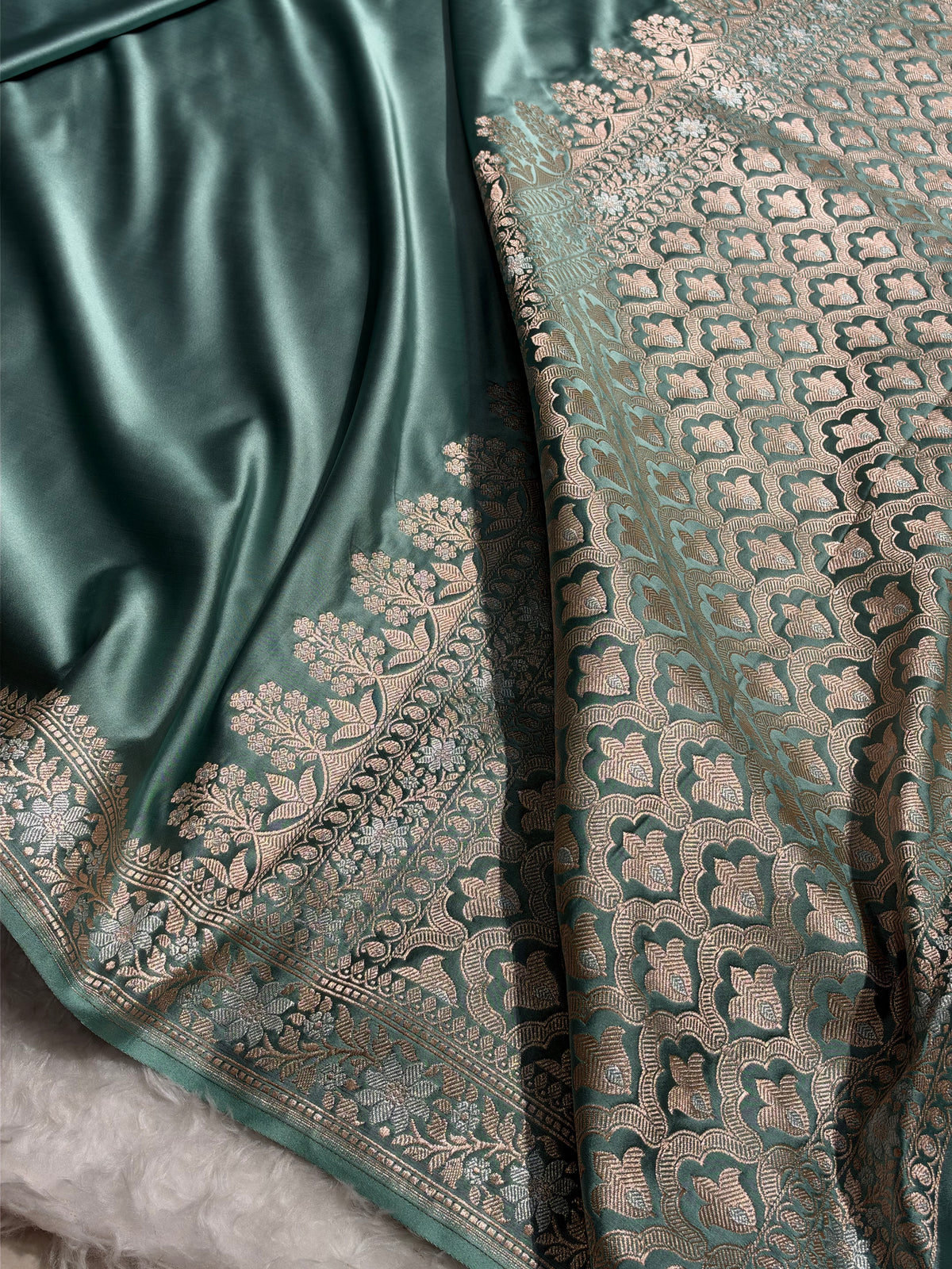 Turquoise Shades Plain Banarasi With Minakari Floral Border Mashru Silk Saree MSM-123