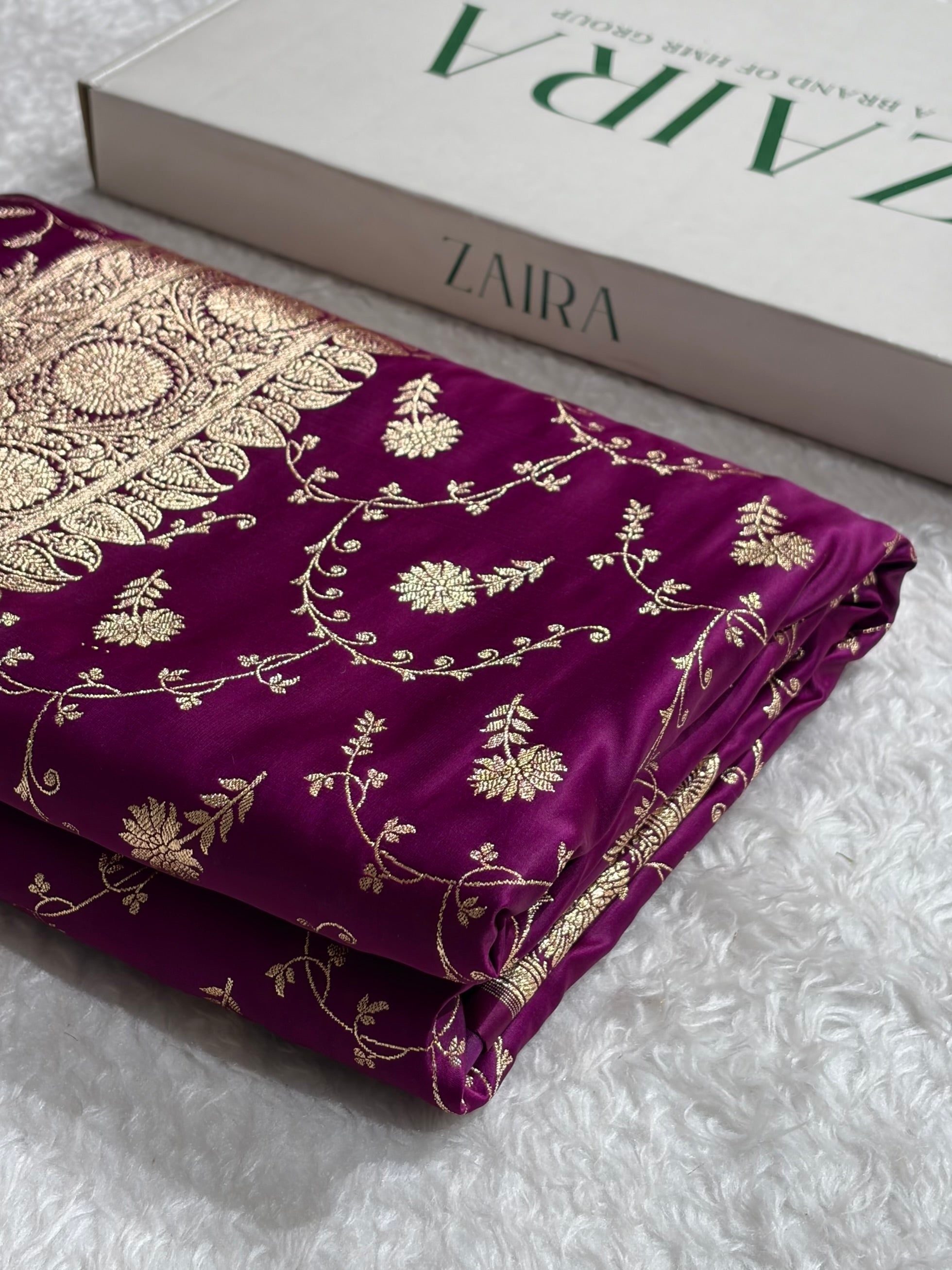 Wine Shades Jaal Floral Pattern Satin Katan Silk Saree SK81