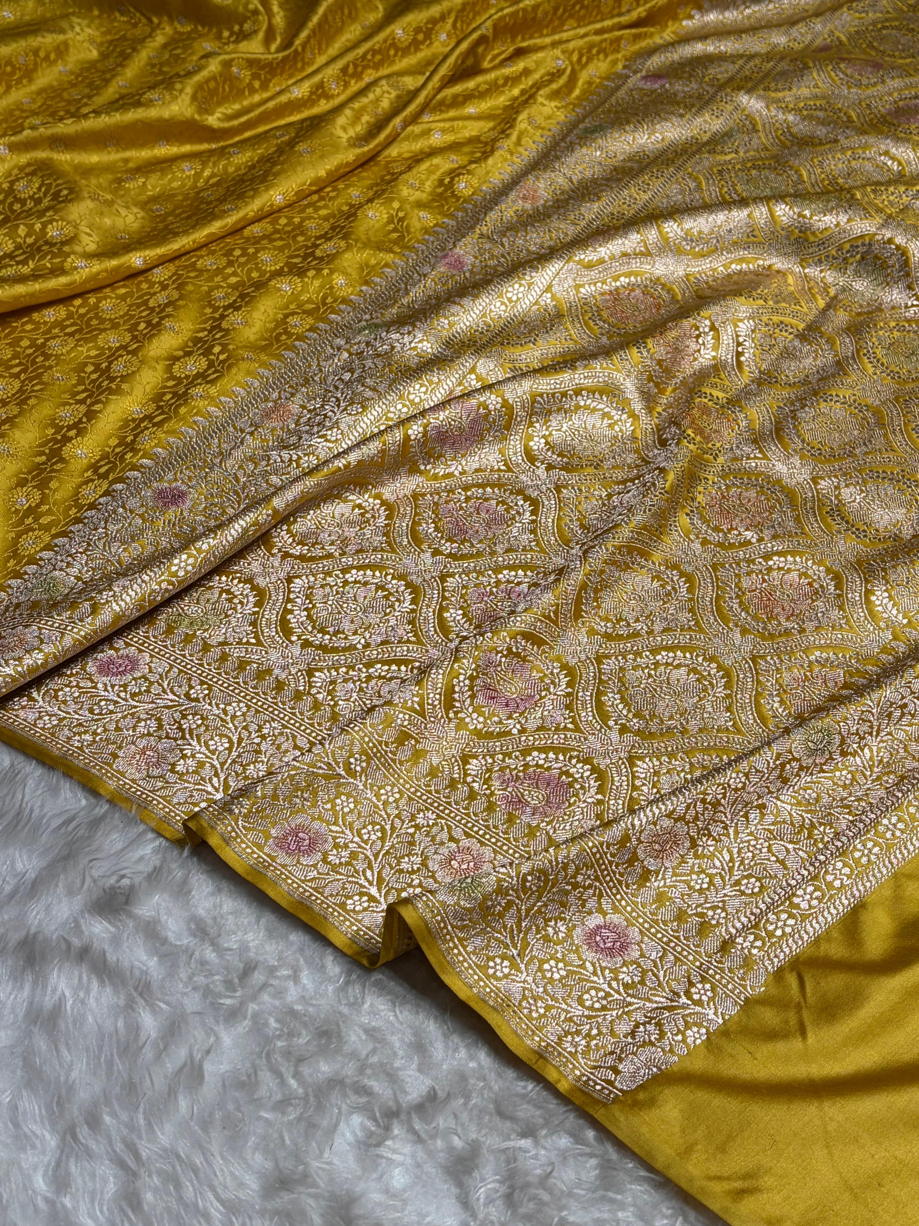 Mustard Shades Booti Tanchoi Mashru Silk Saree MS49