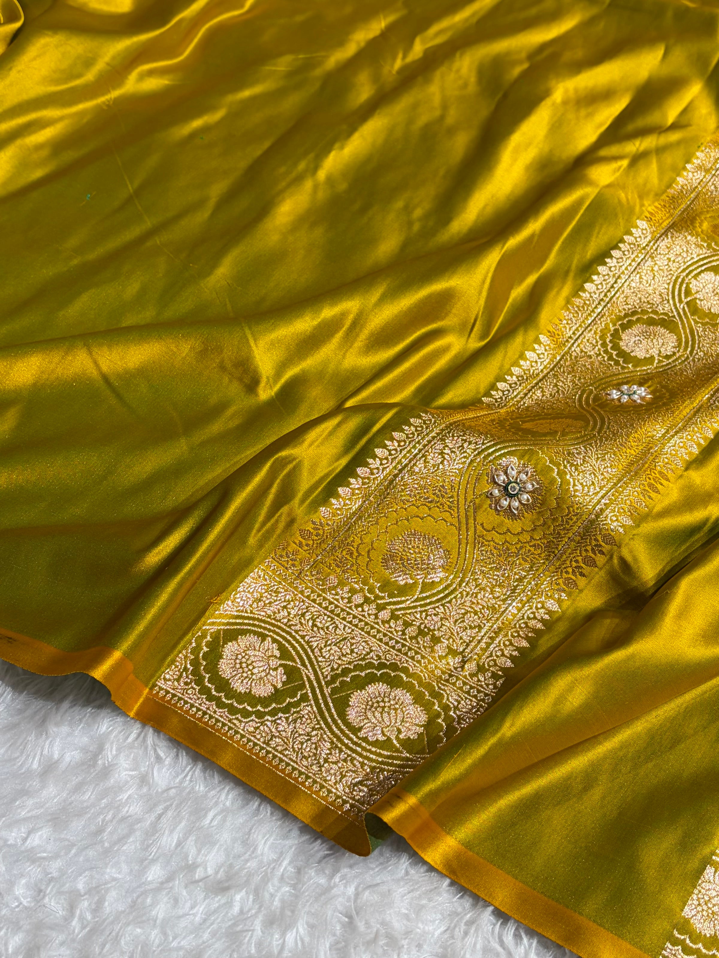 Mehandi Booti Pattern With Ari Stone Pearl Work Satin Katan Silk Saree BSK54