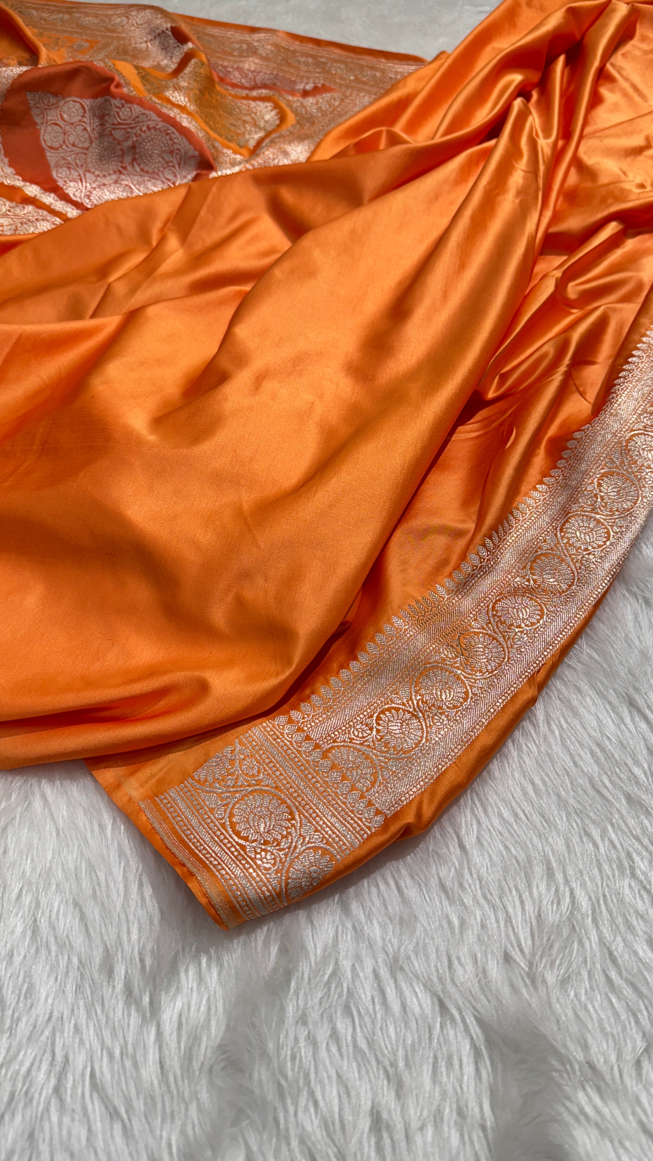 Orange Shades Rangkart Mashru Silk Saree