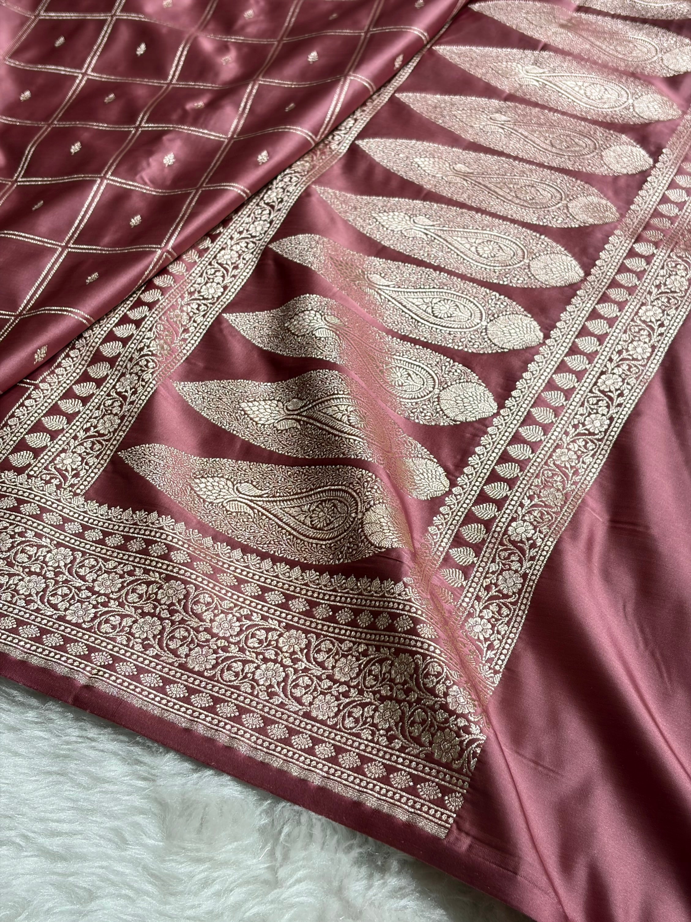 Mauve Shades Banarasi With Floral Border Mashru Silk Saree MSM-124