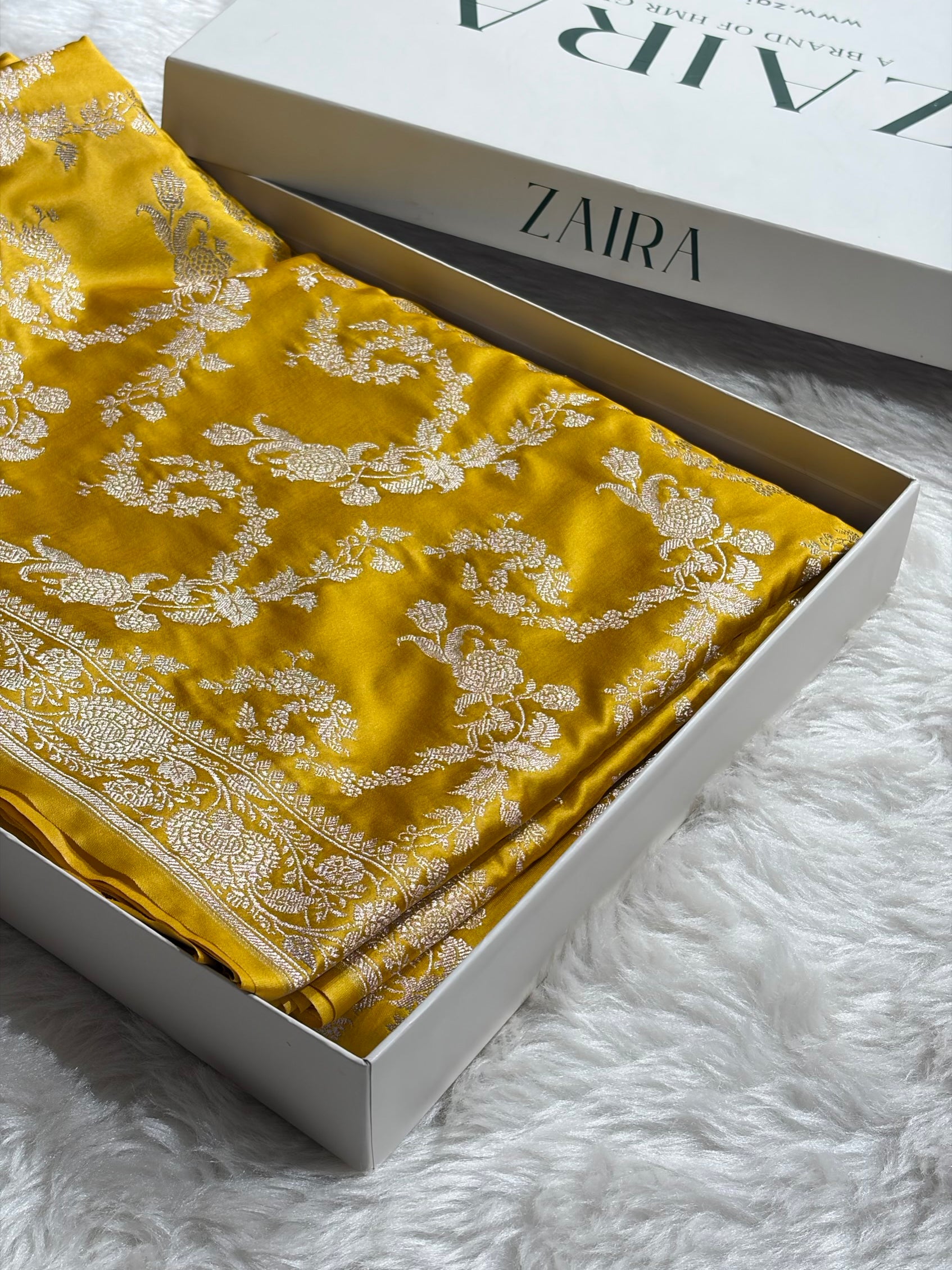 Banarasi Floral Jaal Pattern in Mustard Shades Floral Mashru Silk Saree MCS98