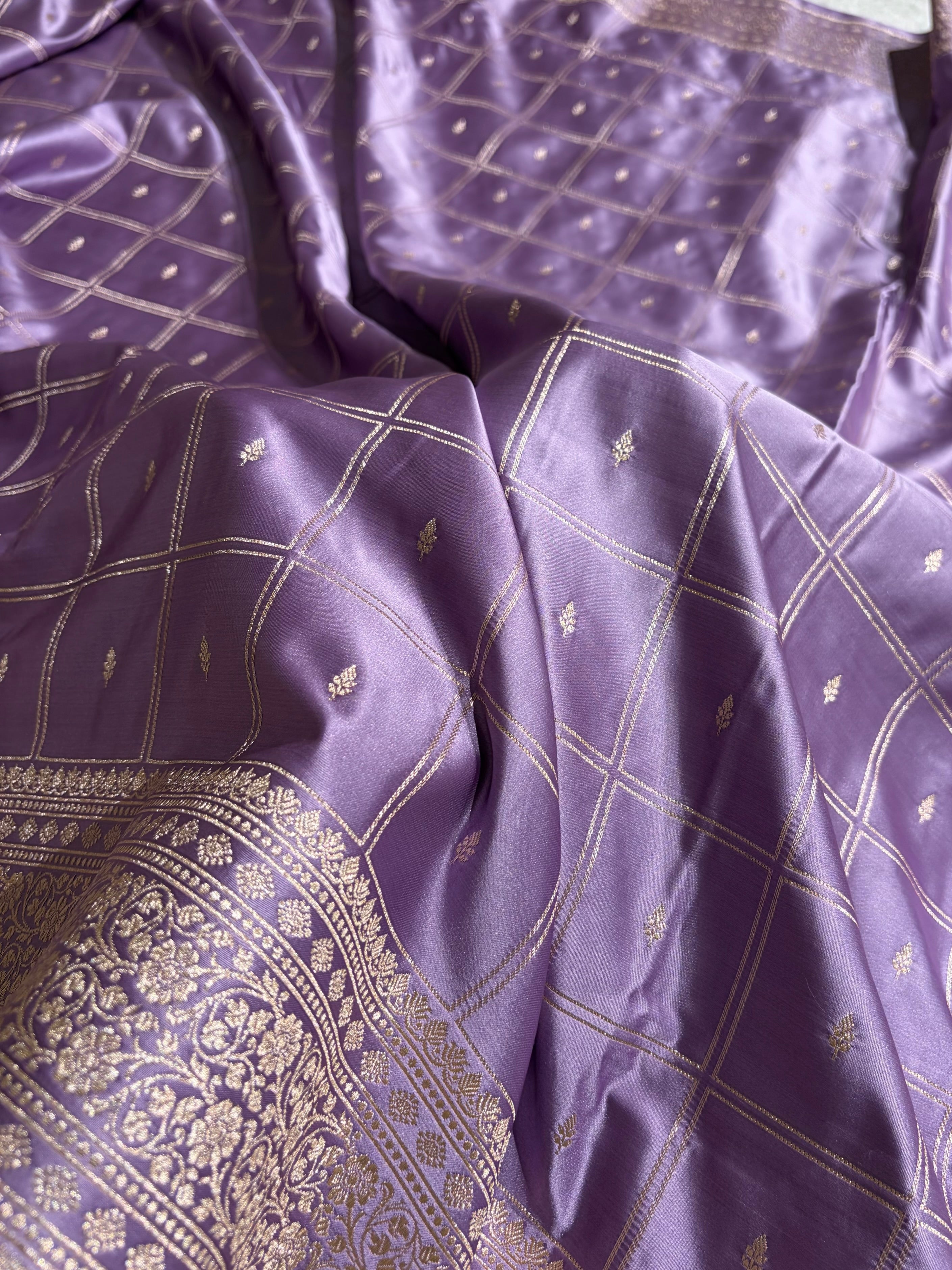 Lavender Shades Banarasi With Floral Border Mashru Silk Saree MSM-124