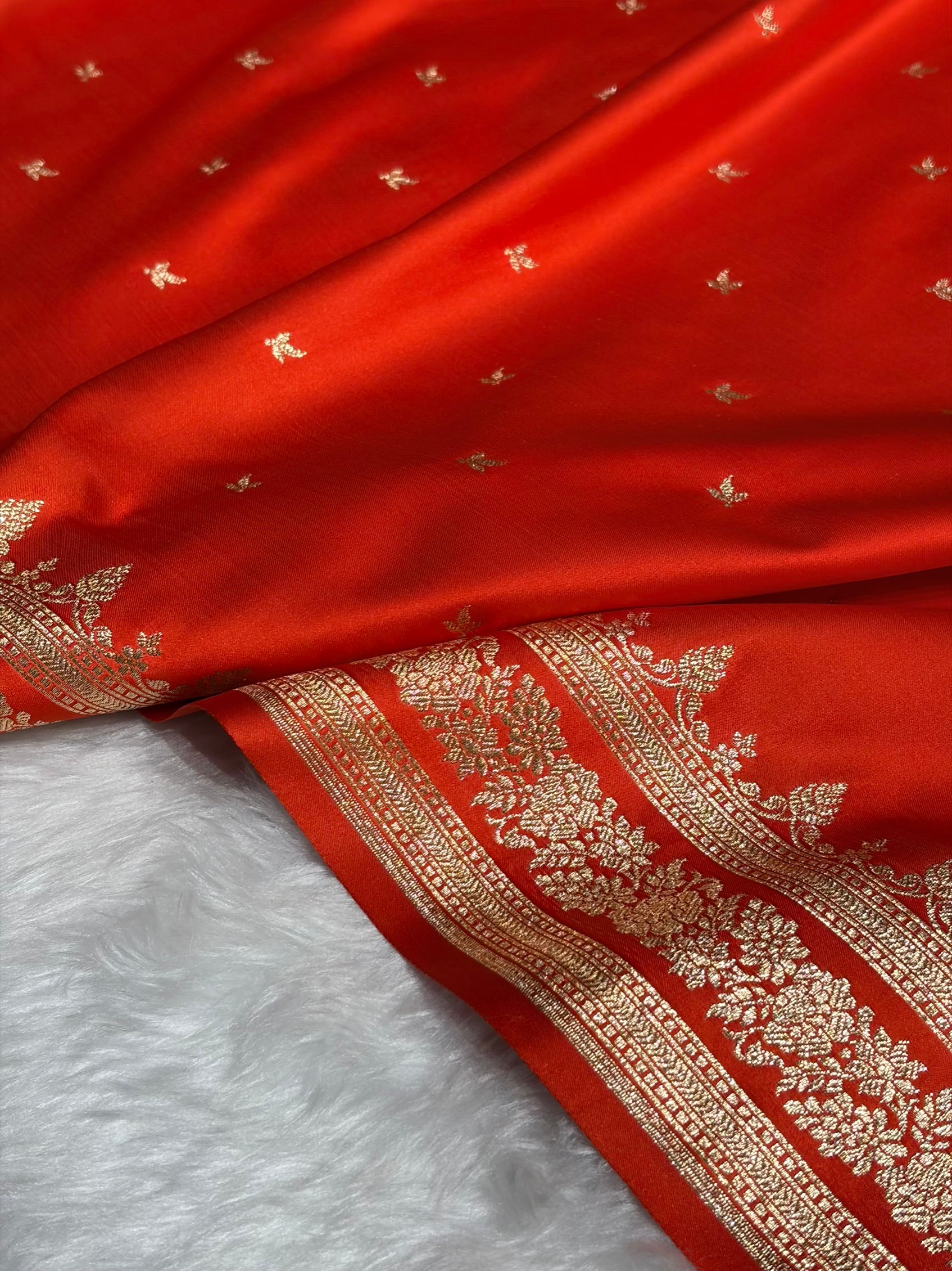 Orange Shades Banarasi Booti Katan Silk Saree SKM17