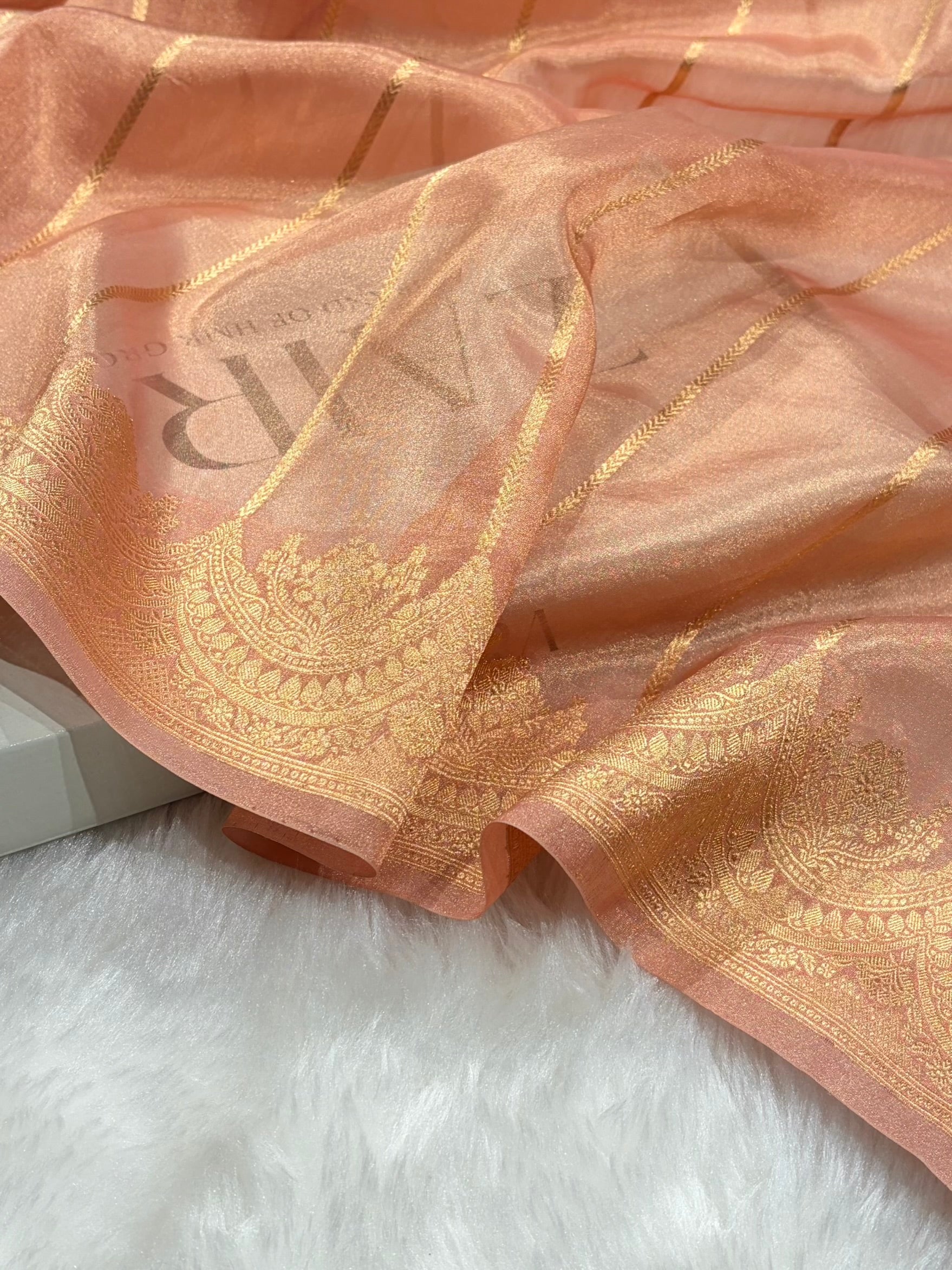 Peach Bananasi Floral Shades Pure Tissue Silk Saree PT-48