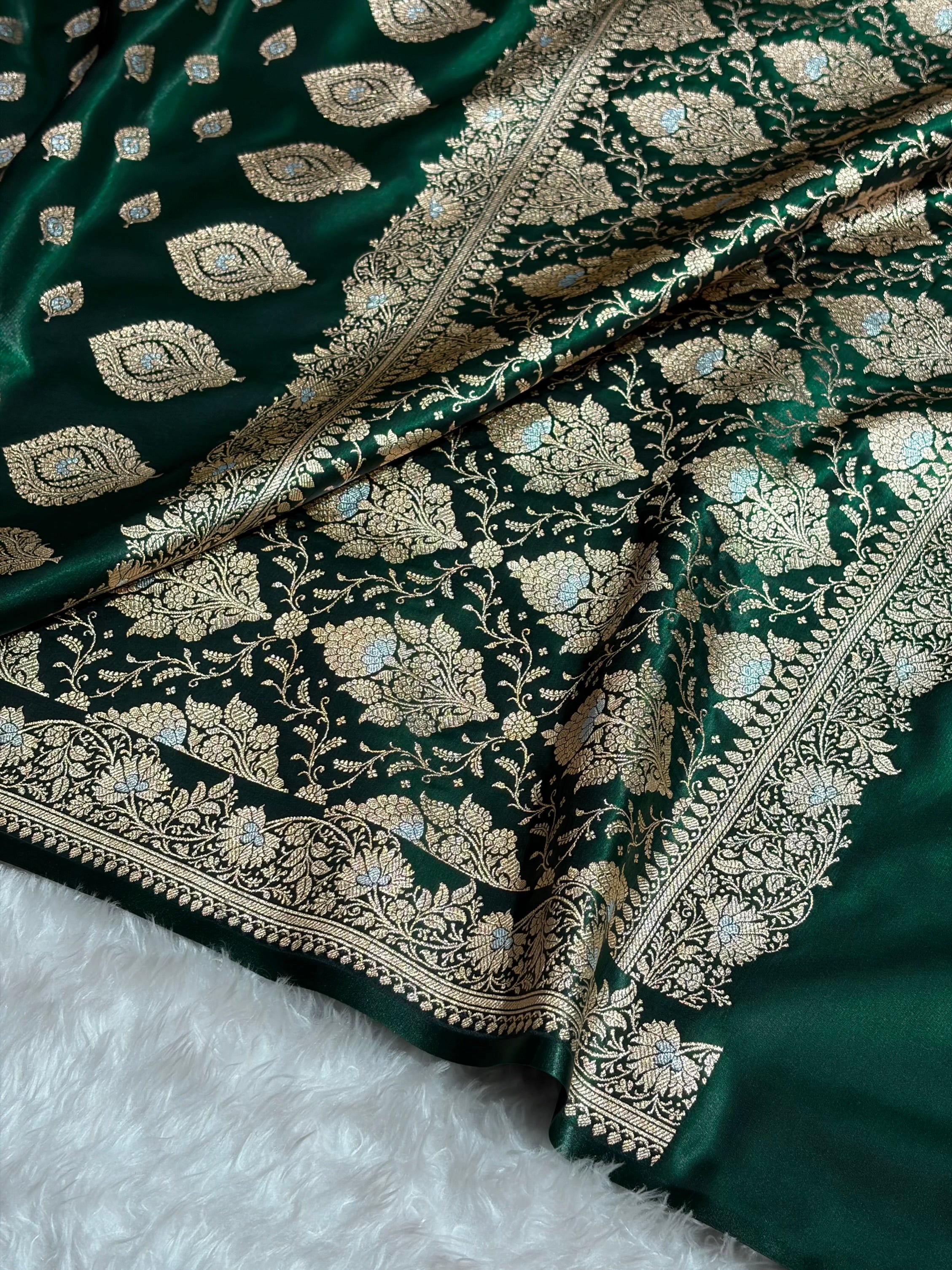 Banarasi Bottle Green Shades Minakari Booti Pattern Banarasi Satin Silk Saree SS60