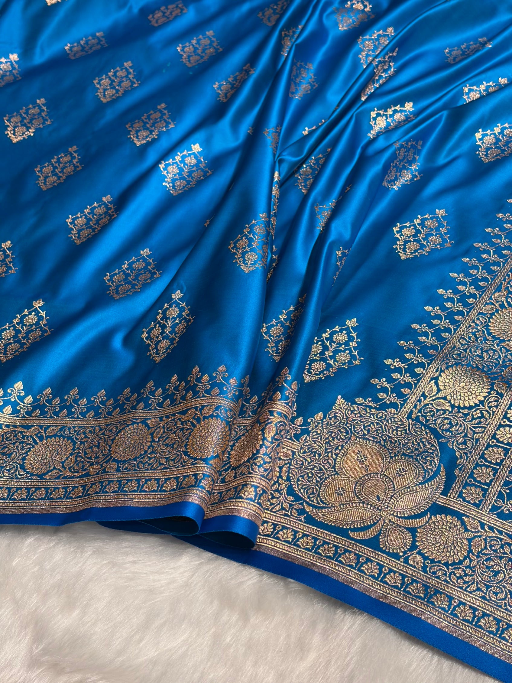 Firozi Floral Boota Satin Katan Silk saree SK35