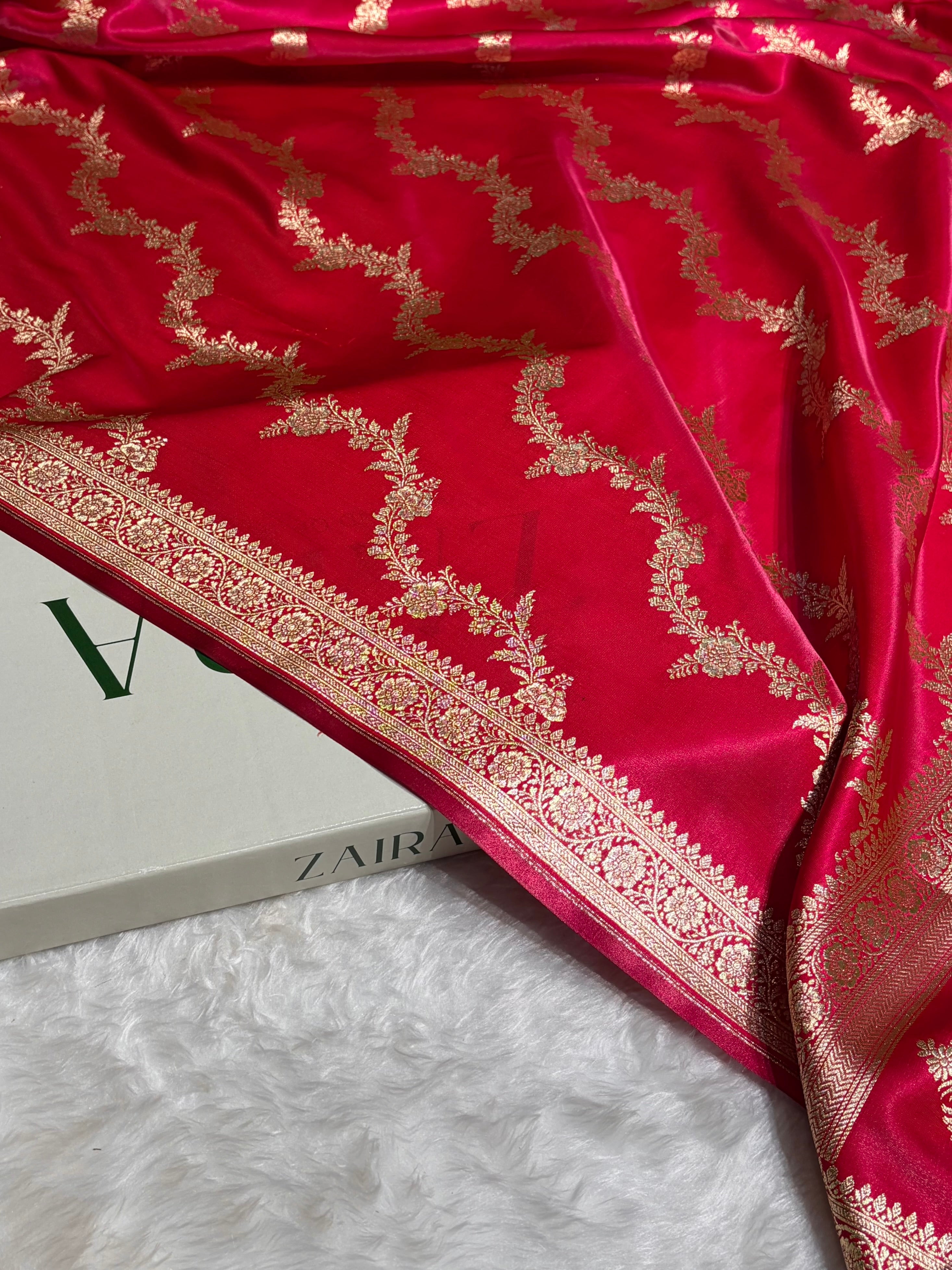 Banarasi Cross Rani Shades Banarasi Satin Silk Saree SS35