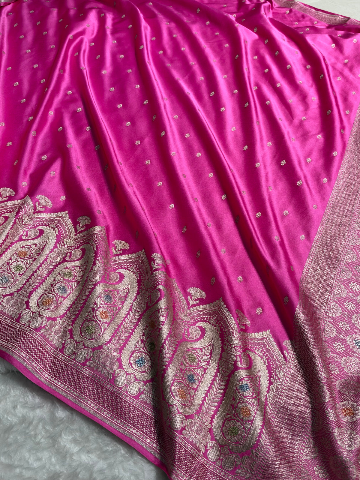 Banarasi Skirt Border Pattern in Fuchsia Pink Shades Floral Mashru Silk Saree MCS95