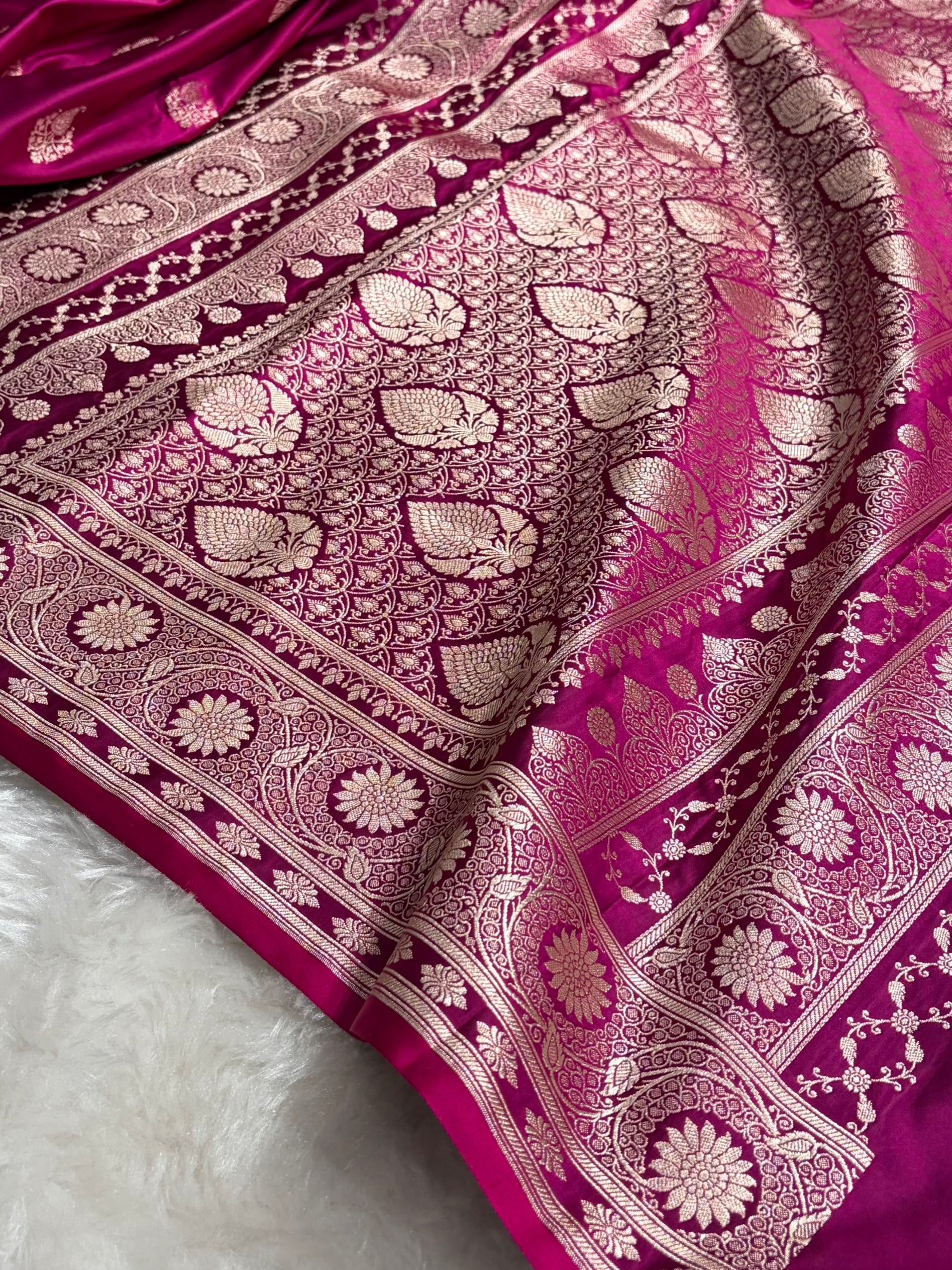 Wine Shades Banarasi Boota Pattern Floral Mashru Silk Saree MSM-114