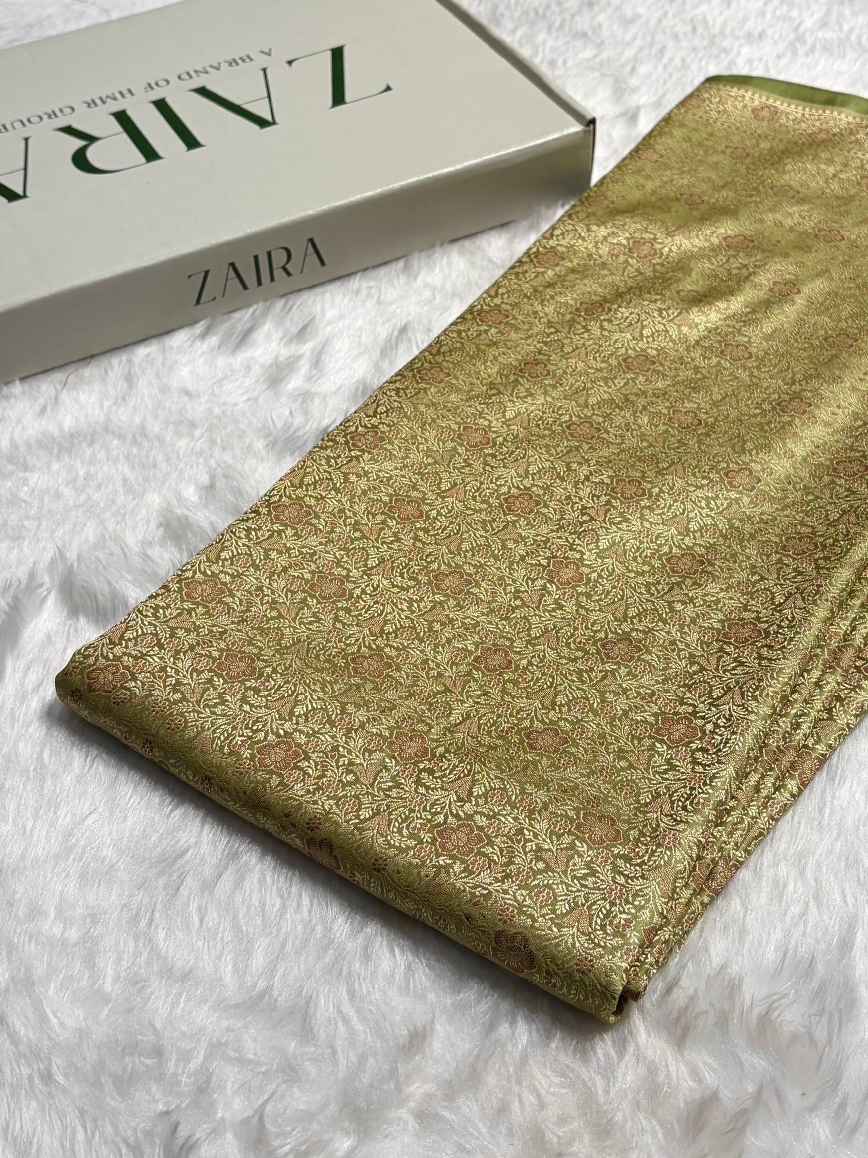 Pista Jamawar Tanchoi Katan Silk Saree SKTM-14