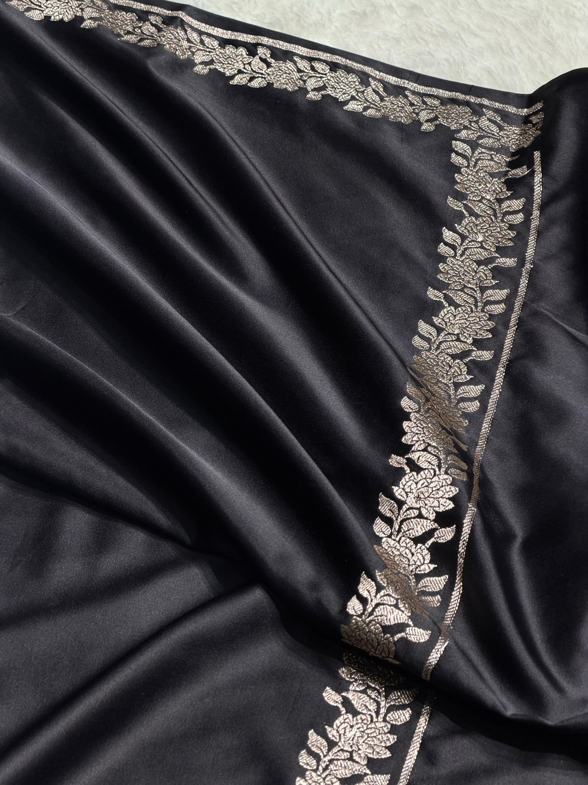 Black With Floral Border Mashru Silk Saree MS80