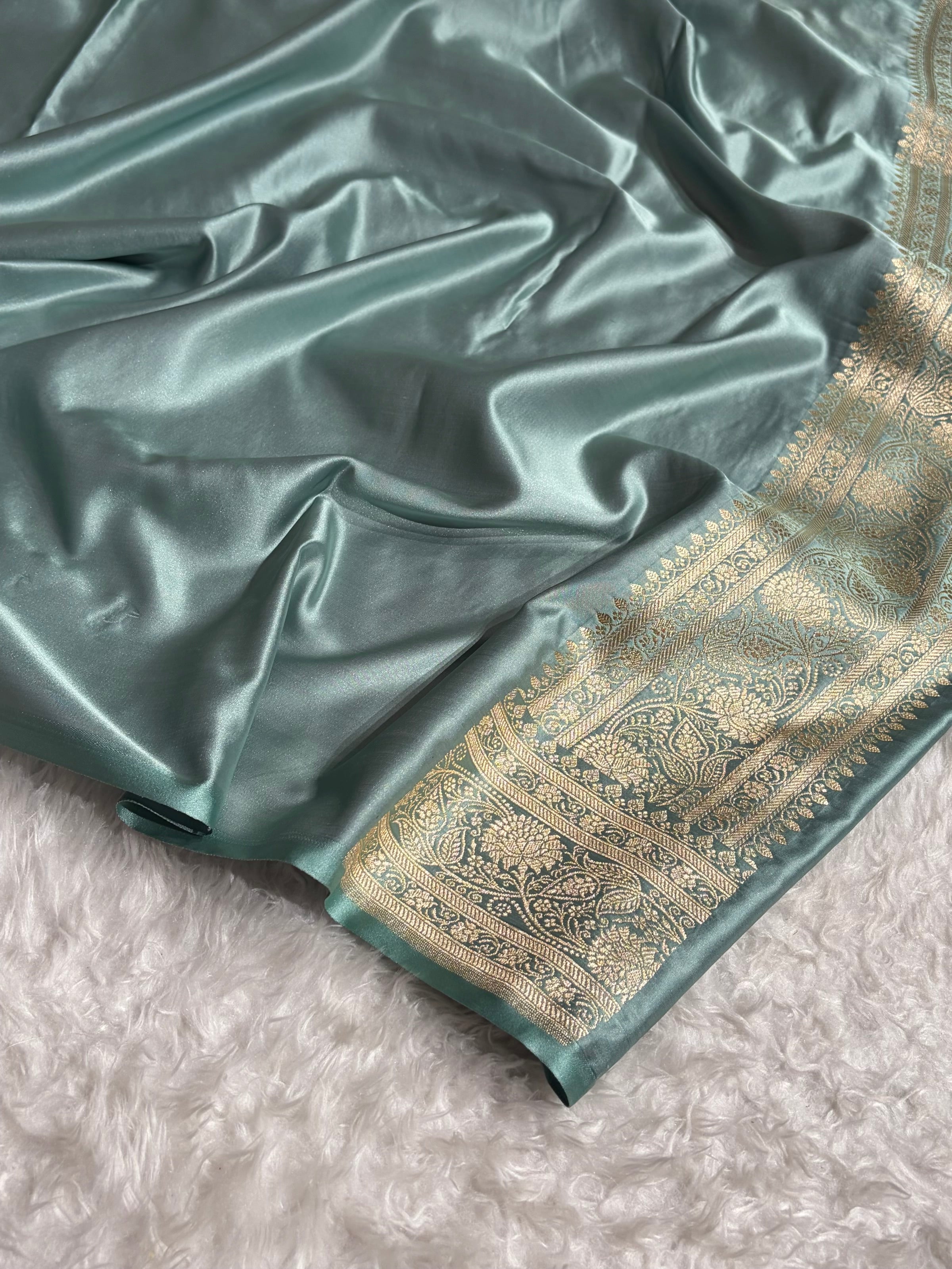 Banarasi Satin Katan Saree With Jaal Pattern in Pastel Grey Shades SK121
