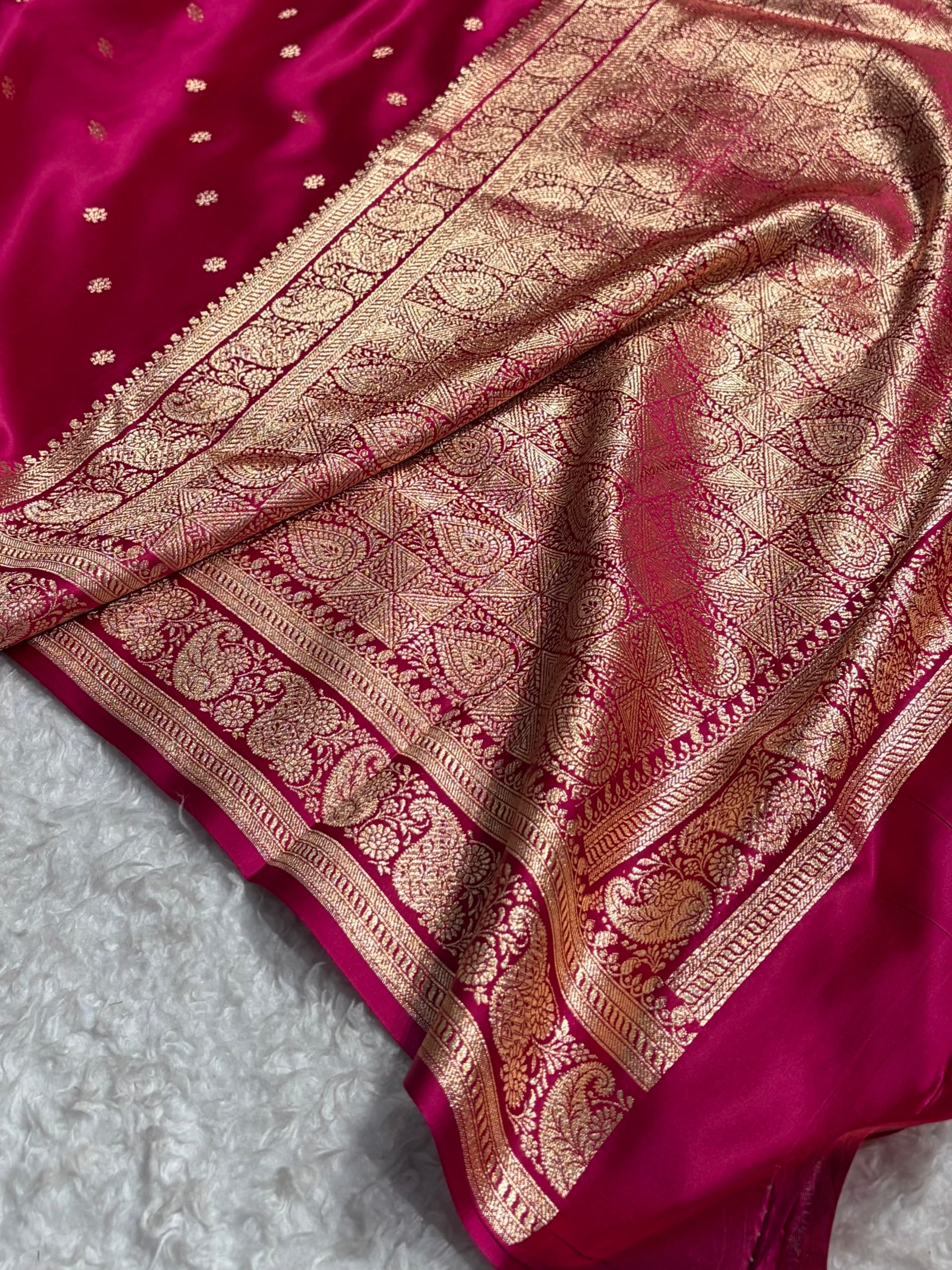 Banarasi Satin Katan Saree With Boota Pattern in Cross Rani Shades SK127