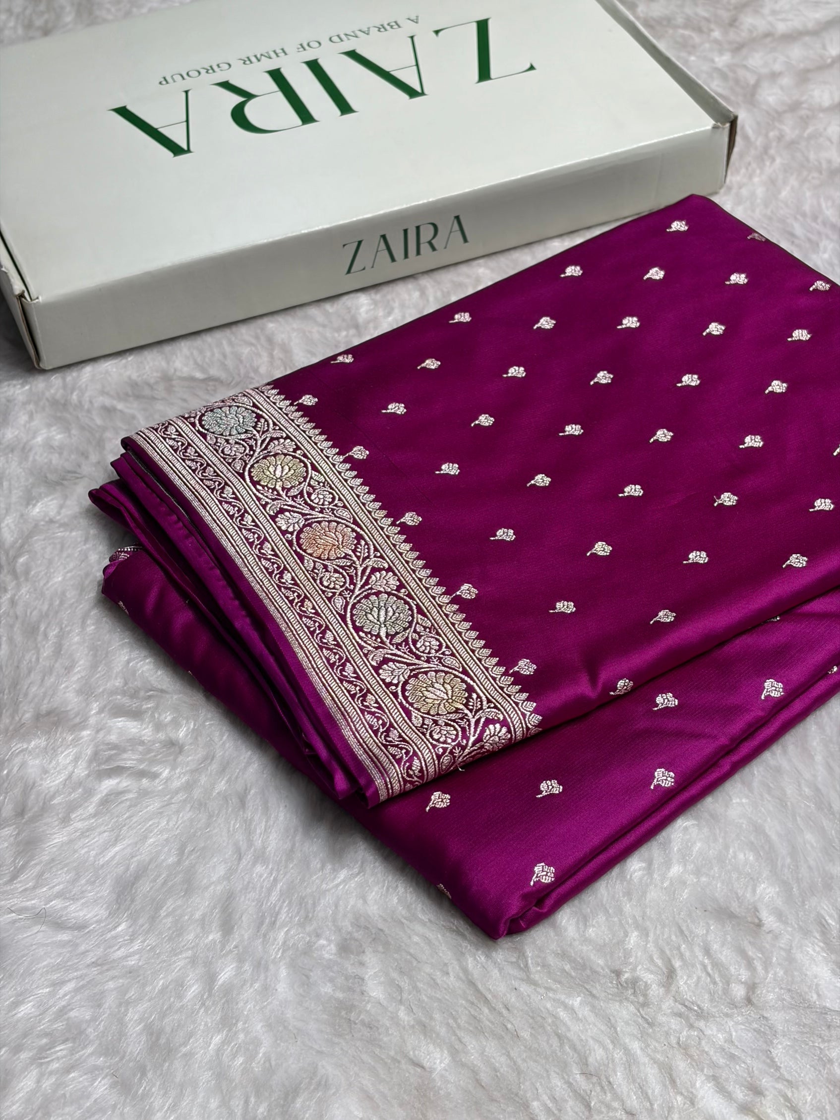 Dark Magenta Shades With Banarasi Minakari Booti Mashru Silk Saree MS78
