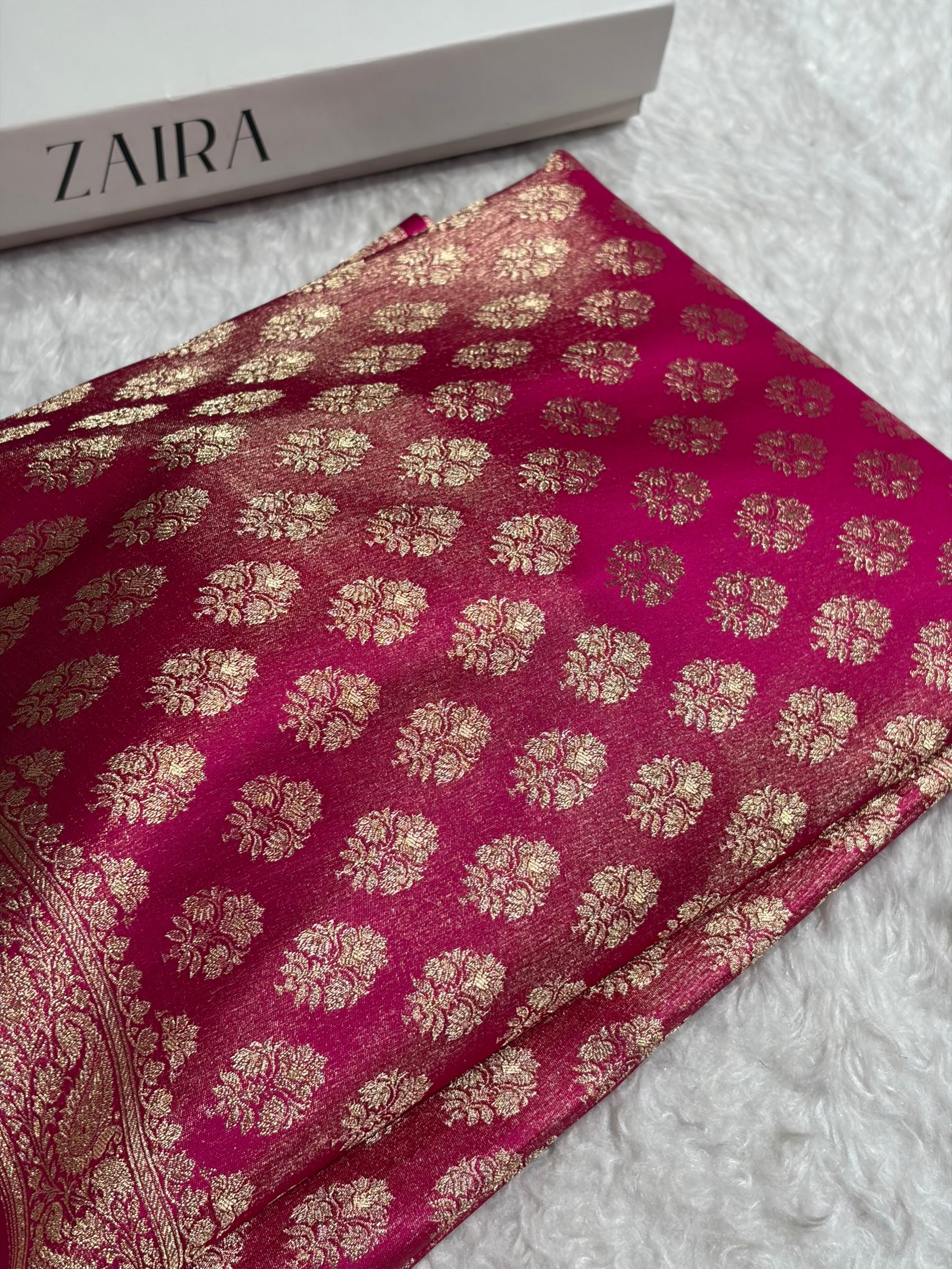 Banarasi Cross Rani Shades Satin Tissue Silk Saree In Booti motif ST01