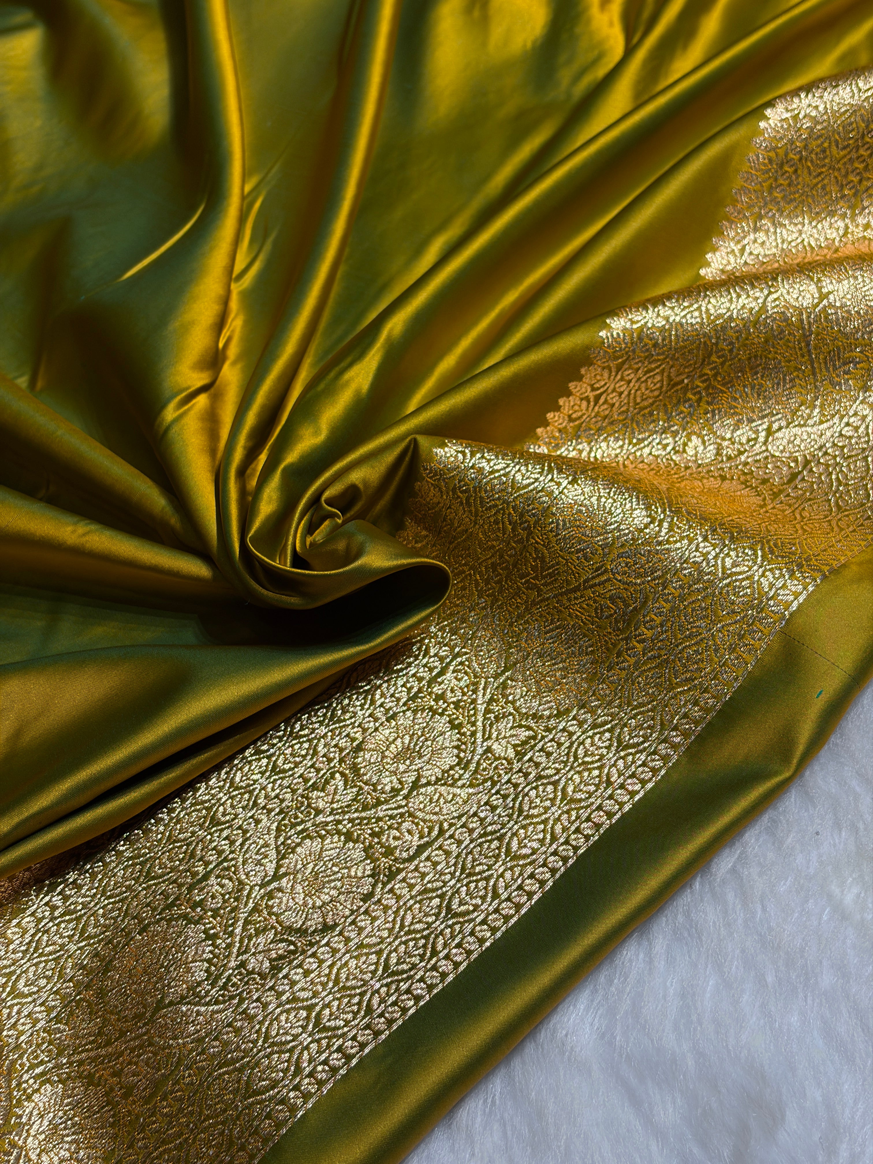 Liril Green Unique Boota Pattern Satin Katan Silk Saree SK68