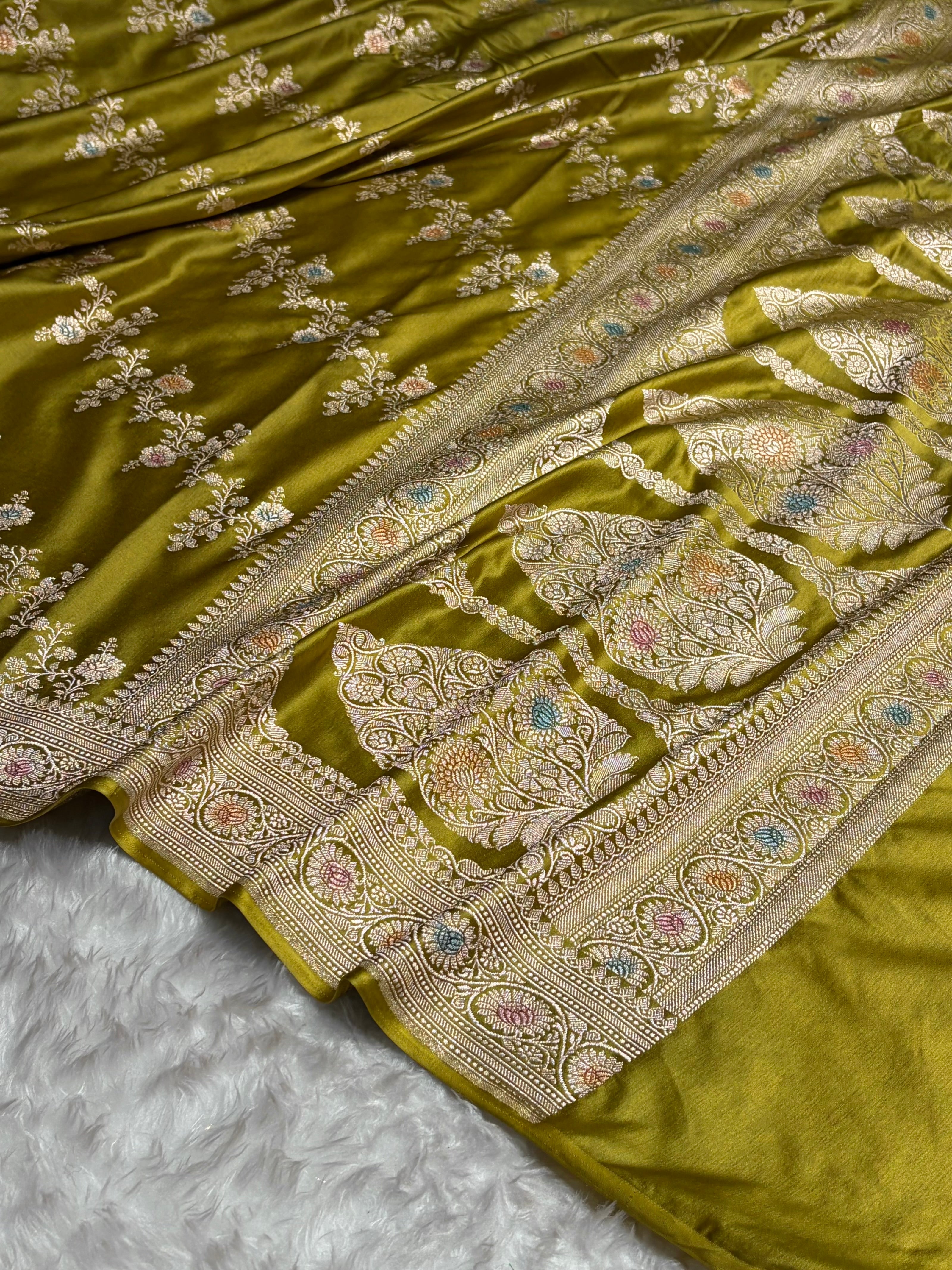 Mehendi Minakari Banarasi Cross Mashru Silk Saree MS01