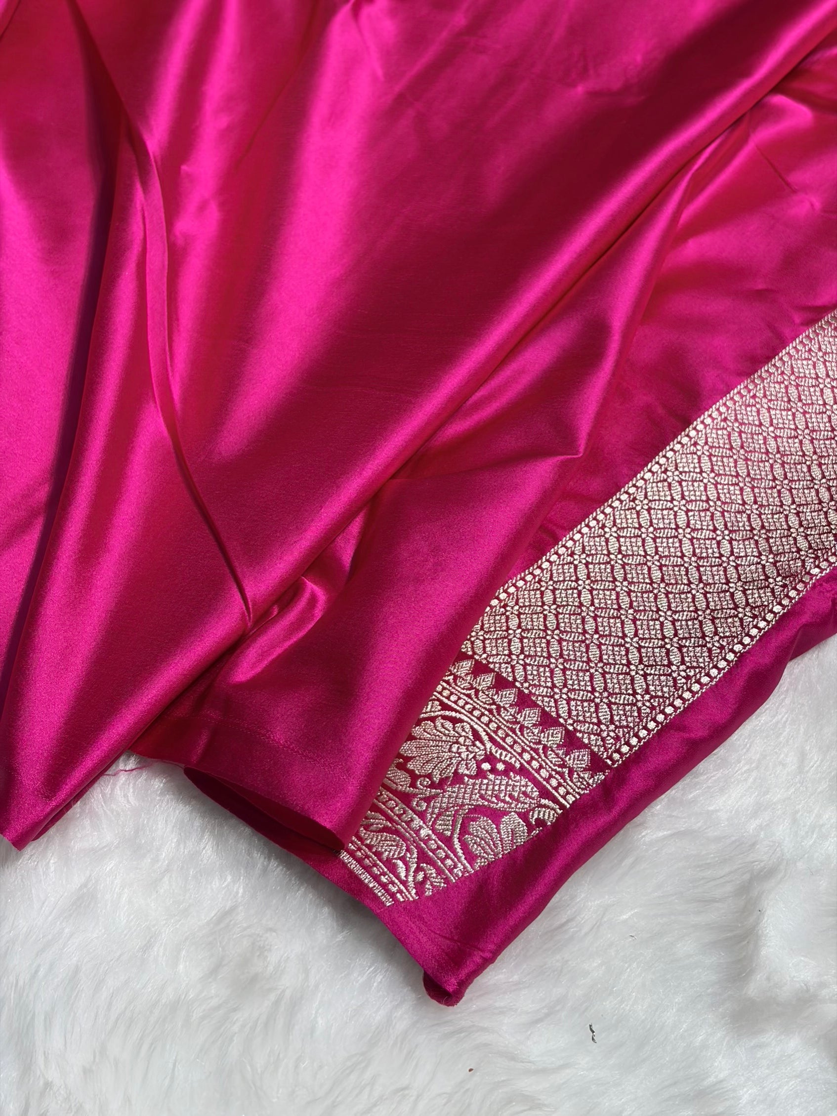 Rani Shades Minakari Boota Mashru Silk Saree