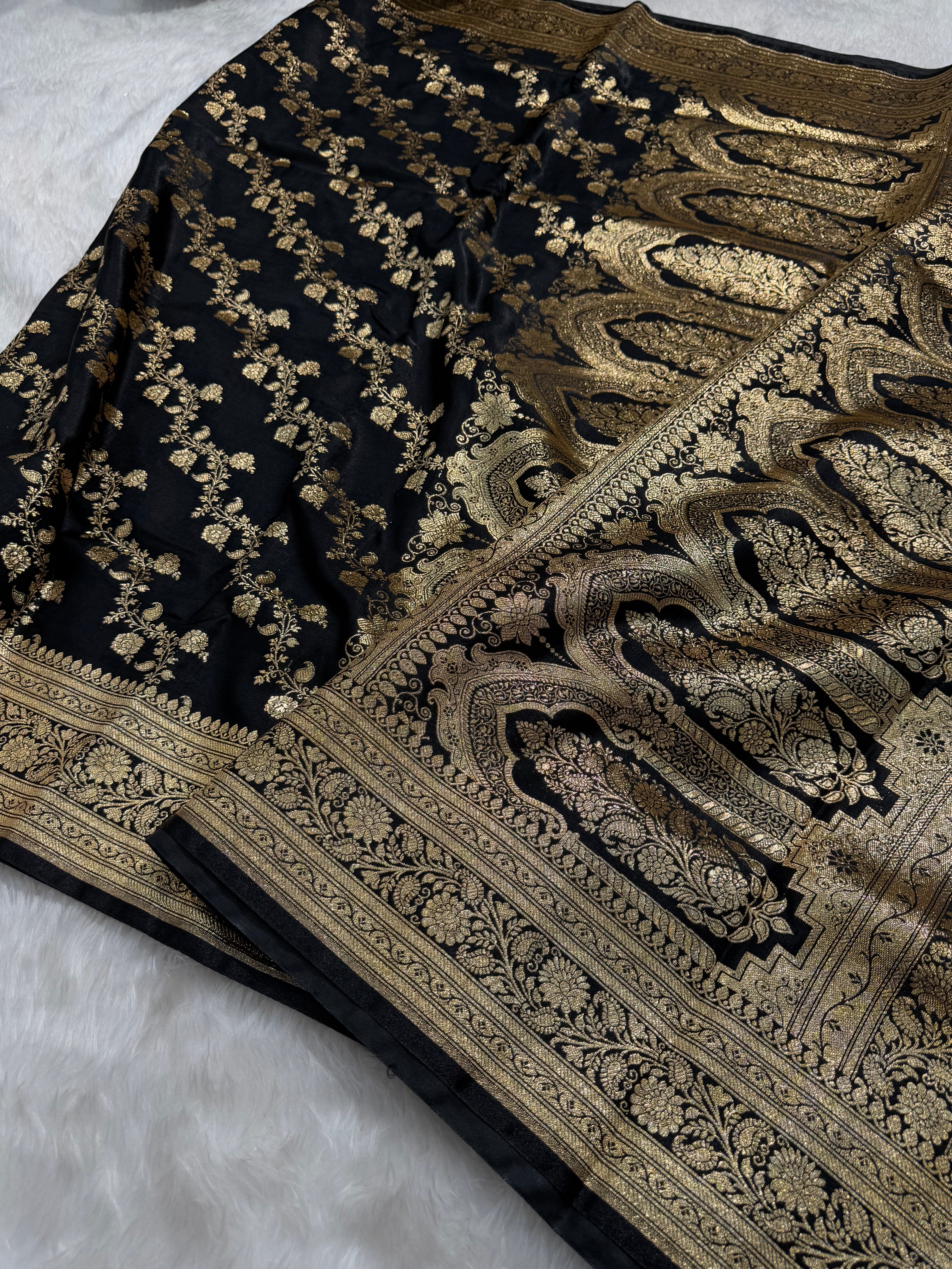 Ultra Light Weight Satin Silk Cross in BLACK Shades SS11