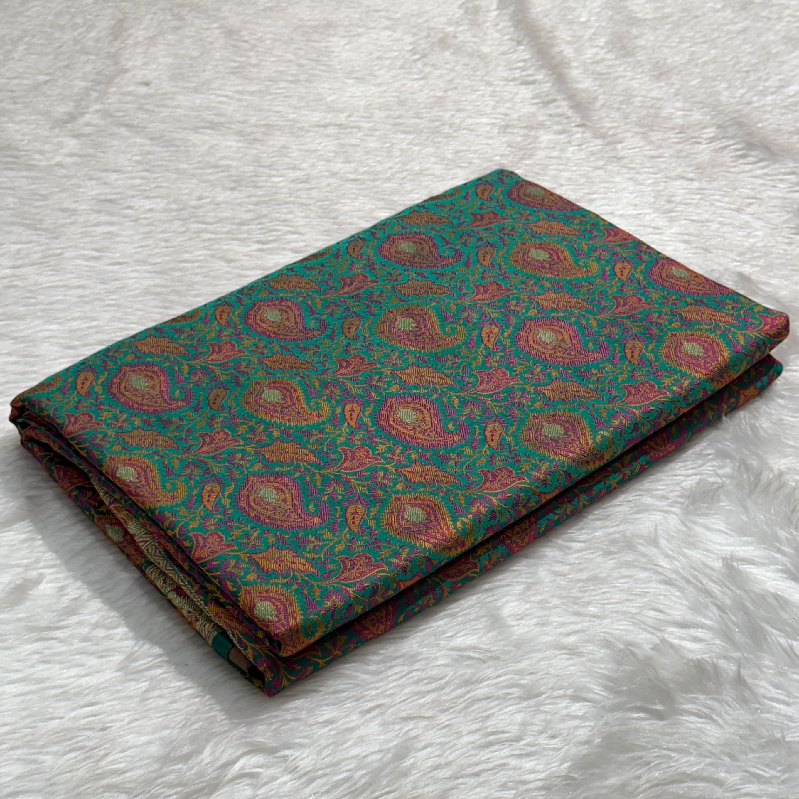 Peacock Green Shades Jamawar Tanchoi Katan Silk Saree SKTM-02